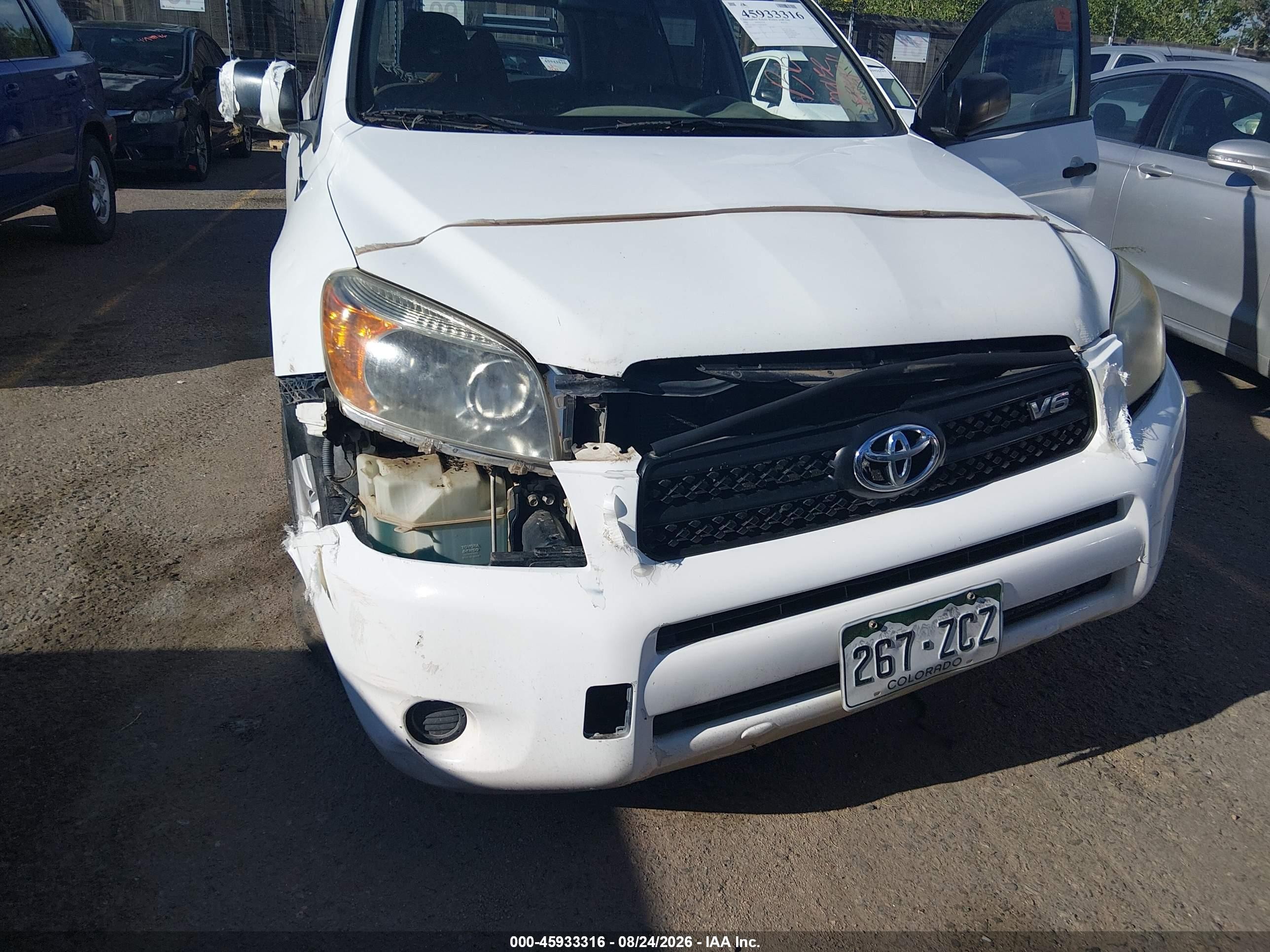 2006 Toyota Rav4 Base V6 Белый vin: JTMBK33V466006983