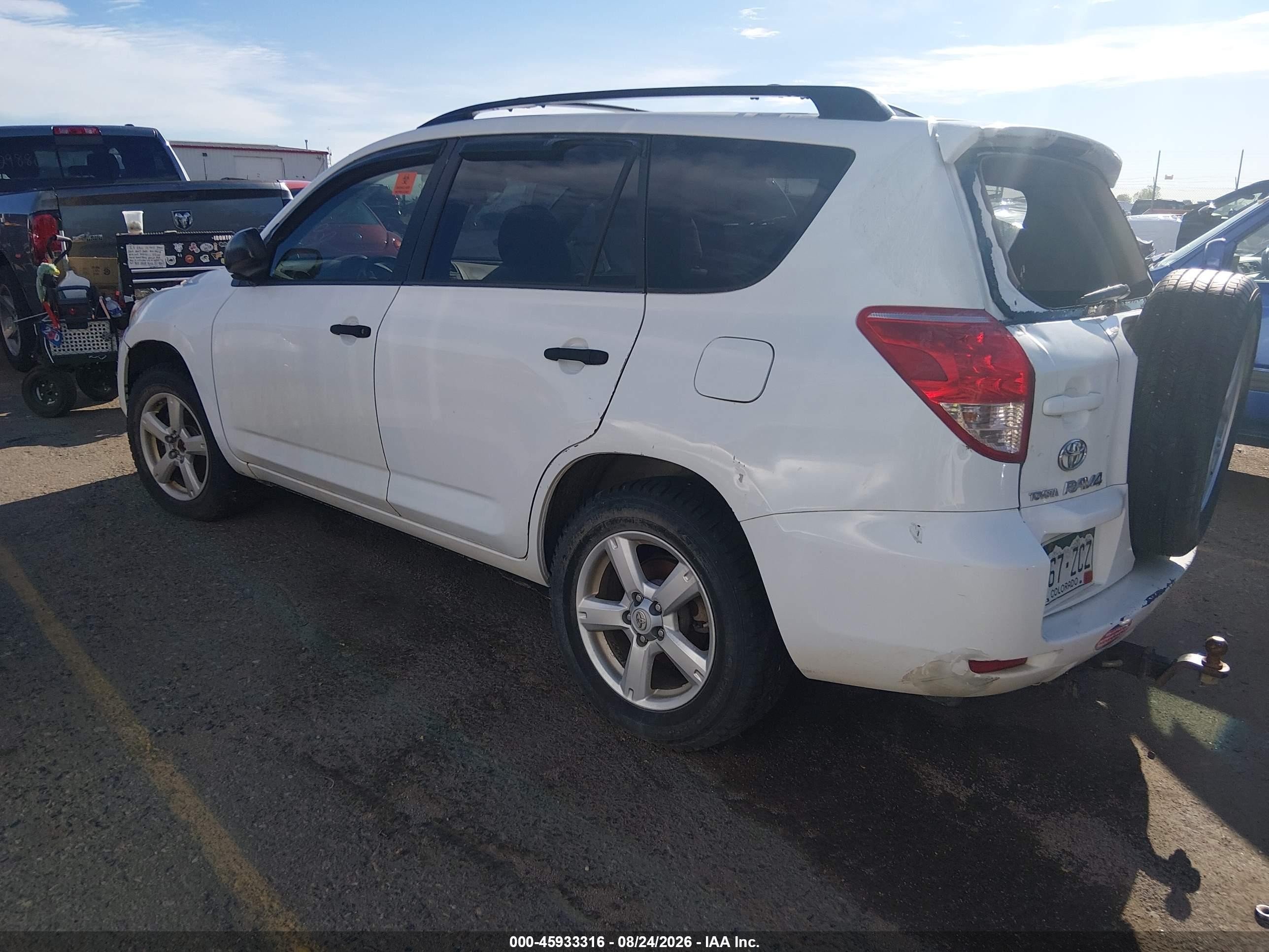 2006 Toyota Rav4 Base V6 Белый vin: JTMBK33V466006983