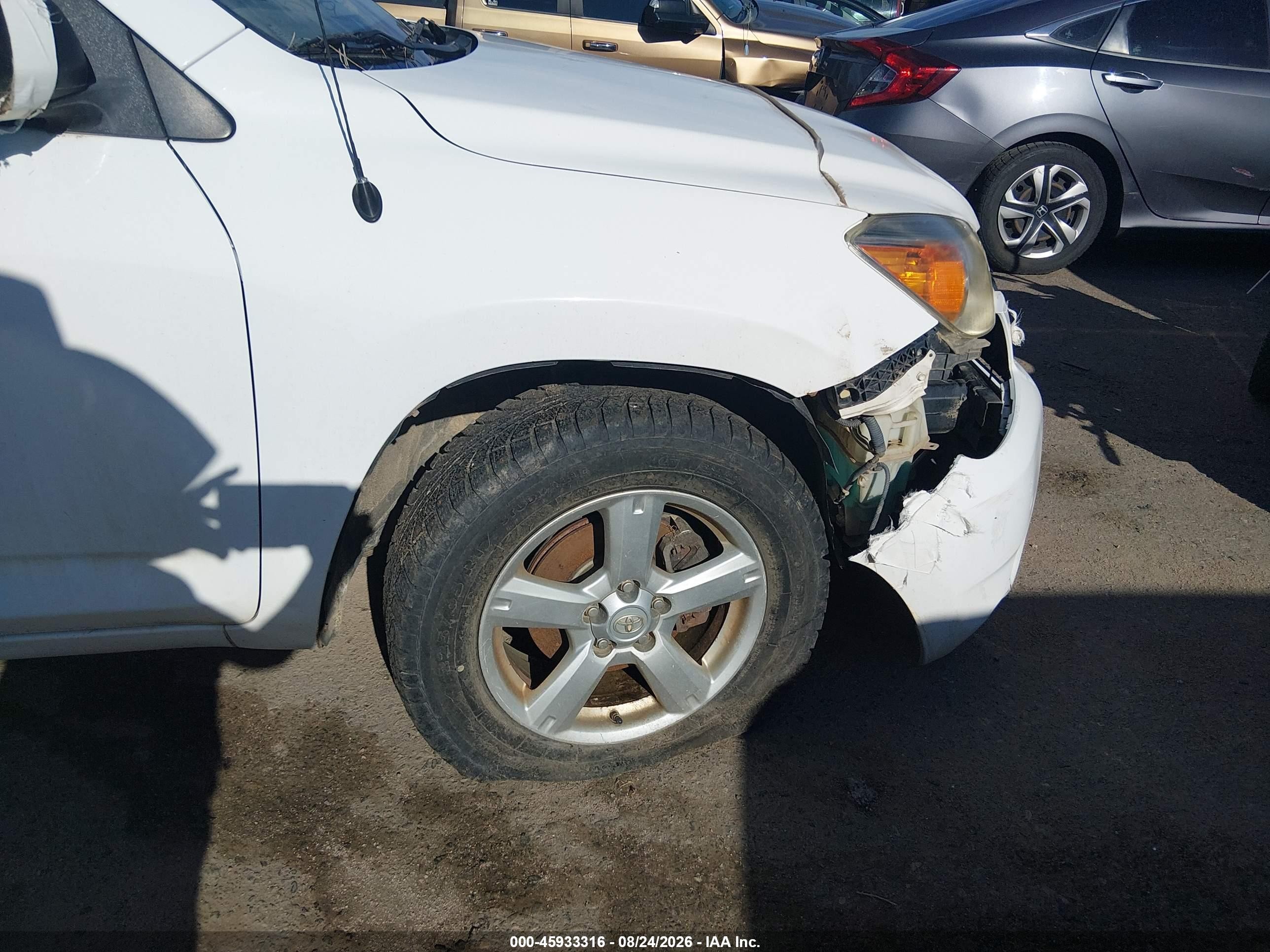 2006 Toyota Rav4 Base V6 Белый vin: JTMBK33V466006983