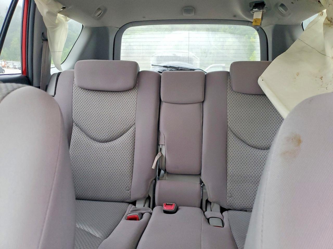 2007 Toyota Rav4 Base Red vin: JTMBK33V475039666