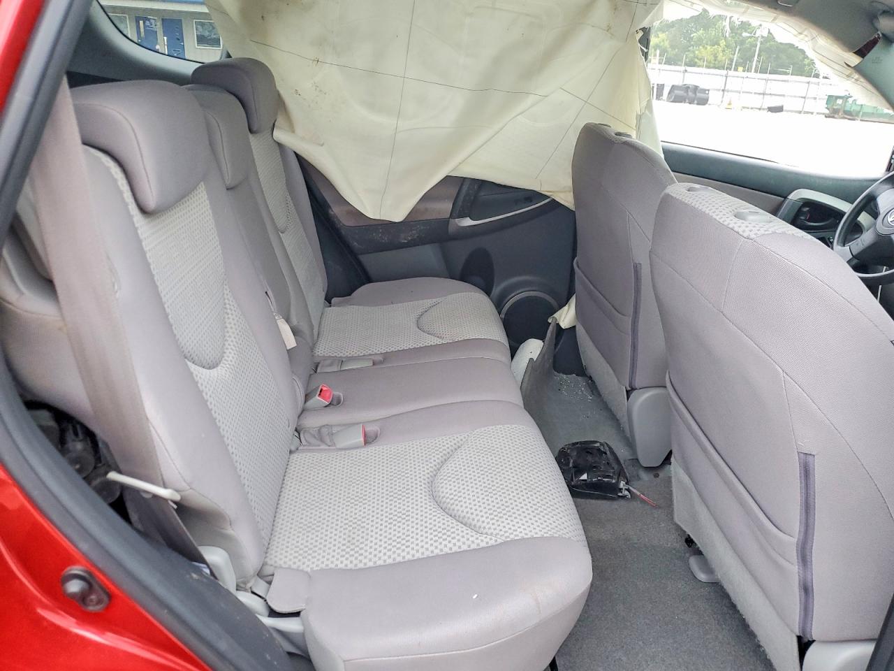 2007 Toyota Rav4 Base Red vin: JTMBK33V475039666