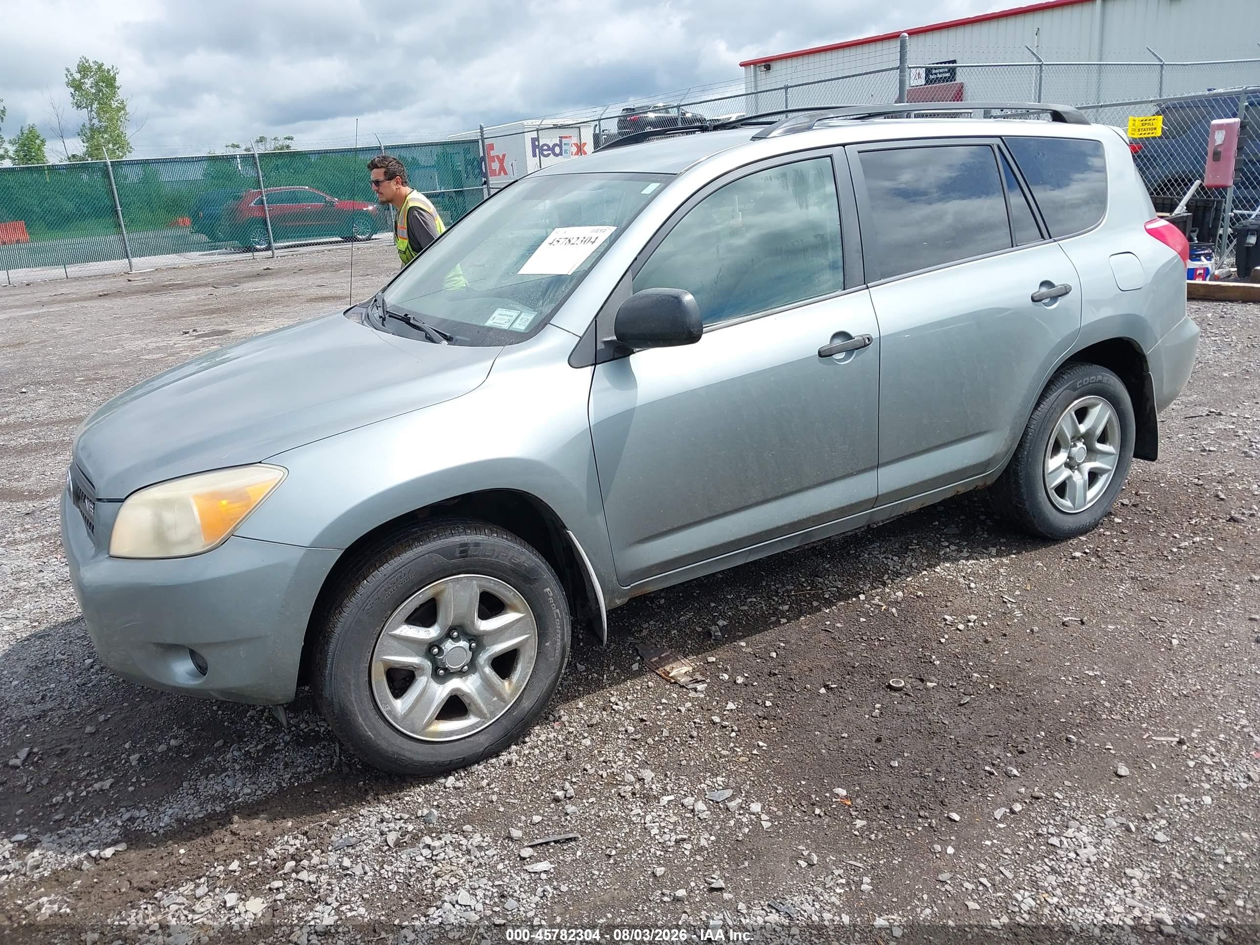 2008 Toyota Rav4 Base V6 Green vin: JTMBK33V585070815