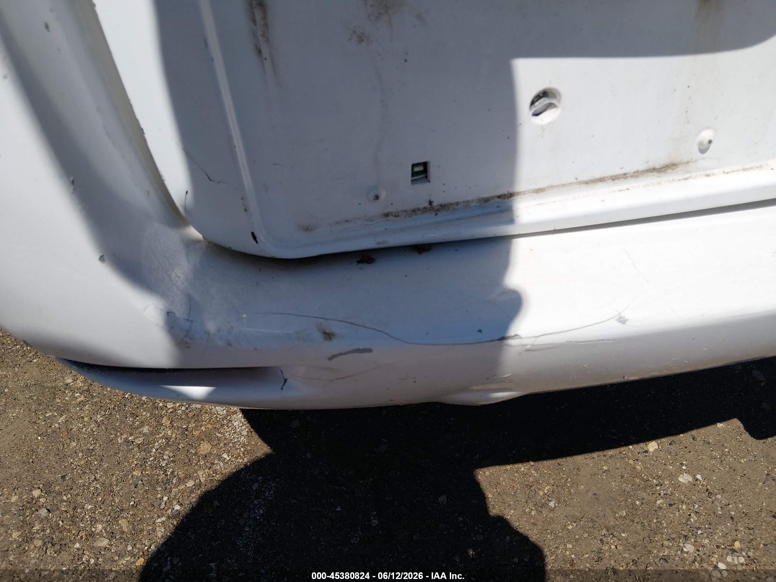 2006 Toyota Rav4 Base V6 White vin: JTMBK33V665012399