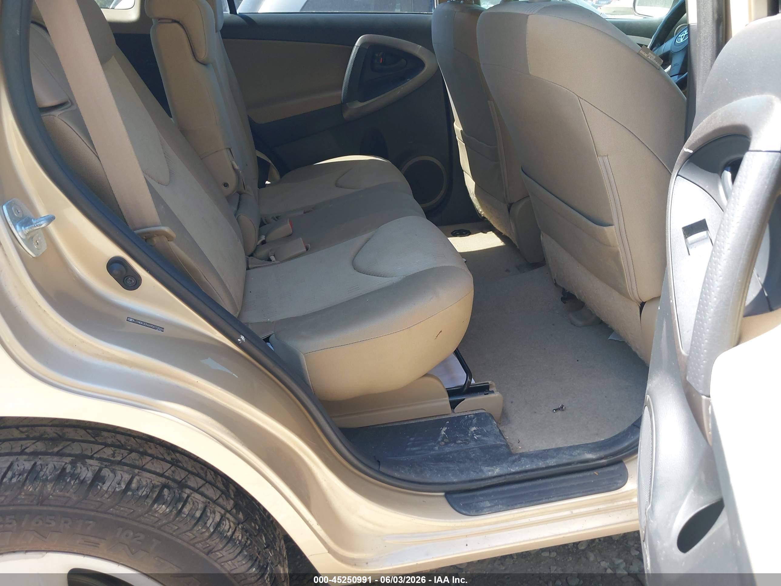 2009 Toyota Rav4 Base V6 Желто-коричневый vin: JTMBK33V695073594