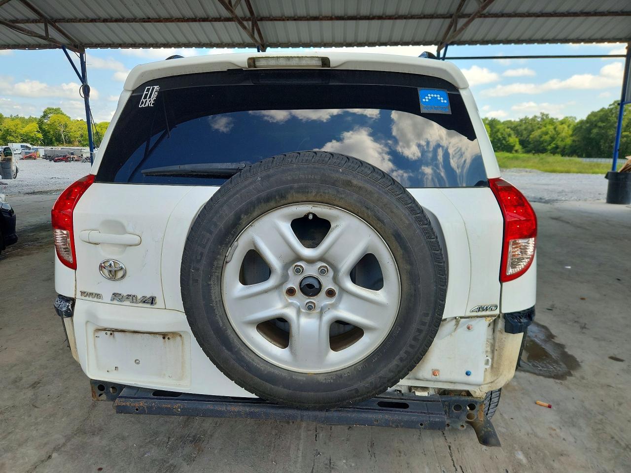 2008 Toyota Rav4 Base White vin: JTMBK33V785061792