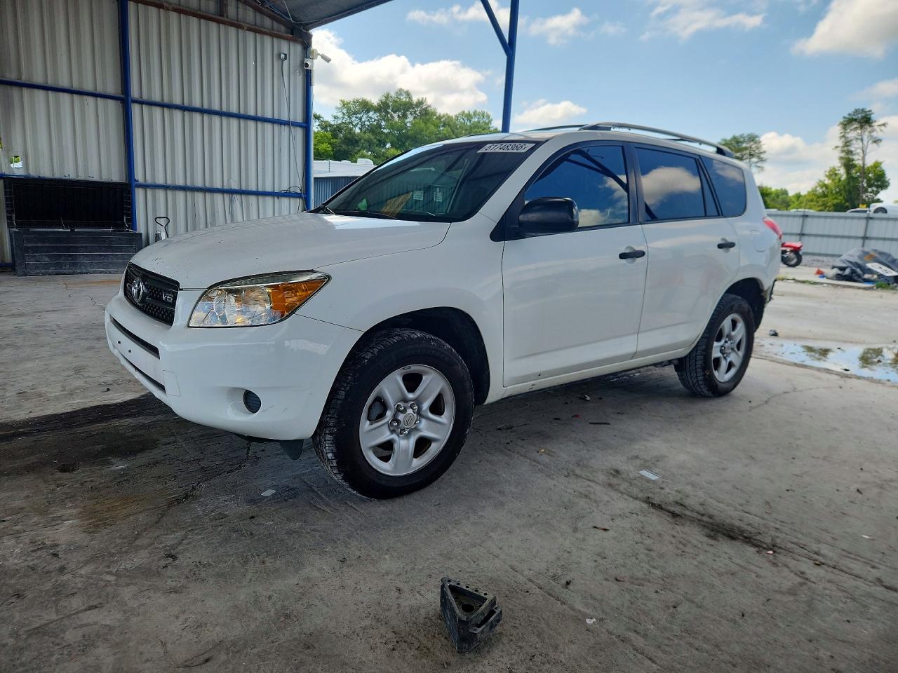 2008 Toyota Rav4 Base White vin: JTMBK33V785061792