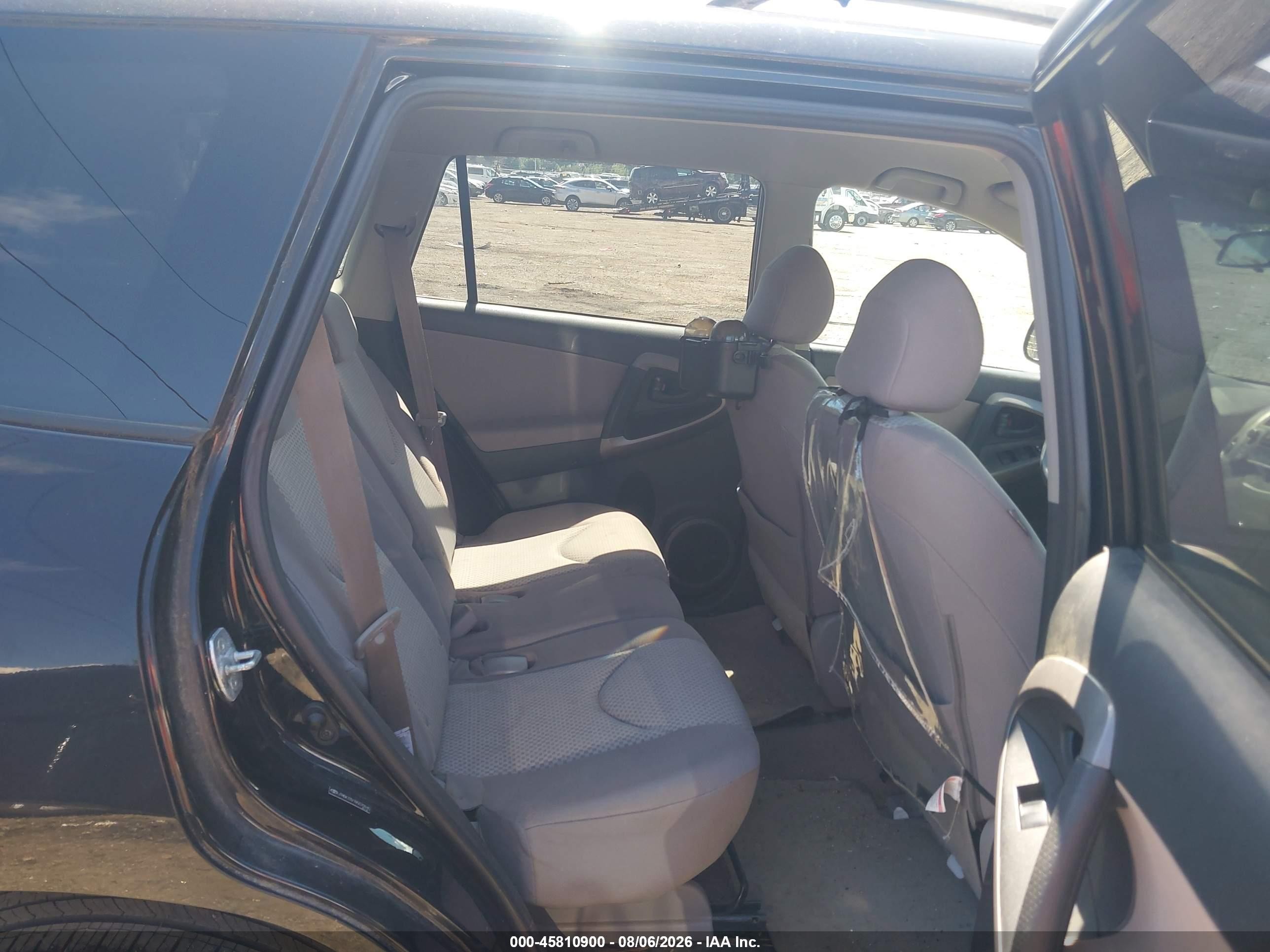 2008 Toyota Rav4 Base V6 Черный vin: JTMBK33V785070945