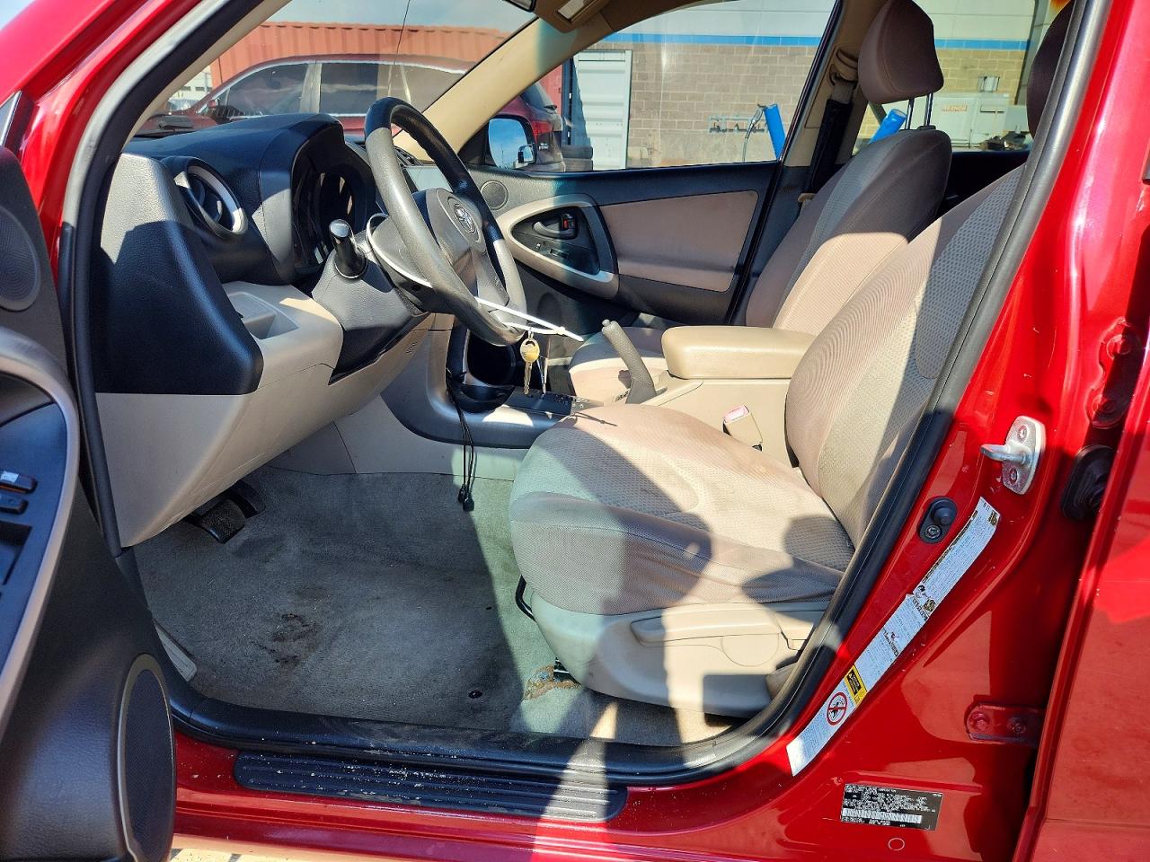 2006 Toyota Rav4 Base Red vin: JTMBK33V965001381