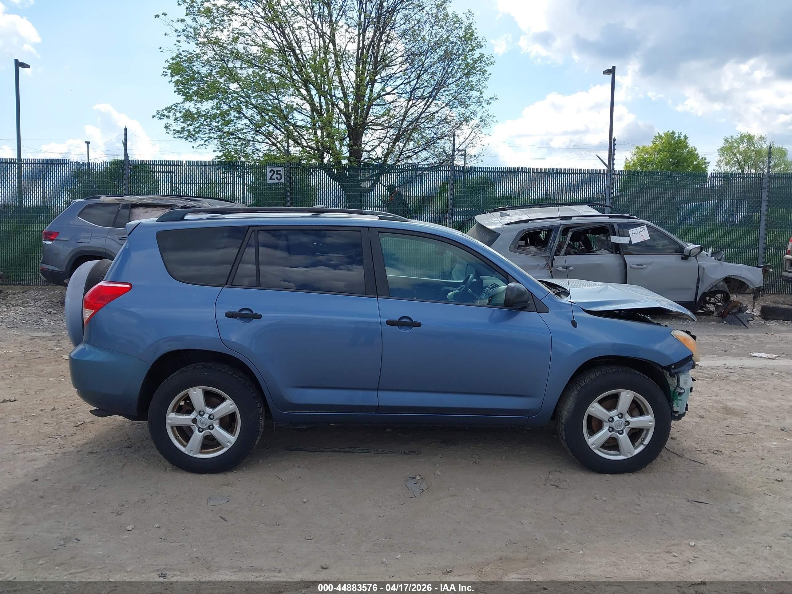 2007 Toyota Rav4   Blue vin: JTMBK33V975028386