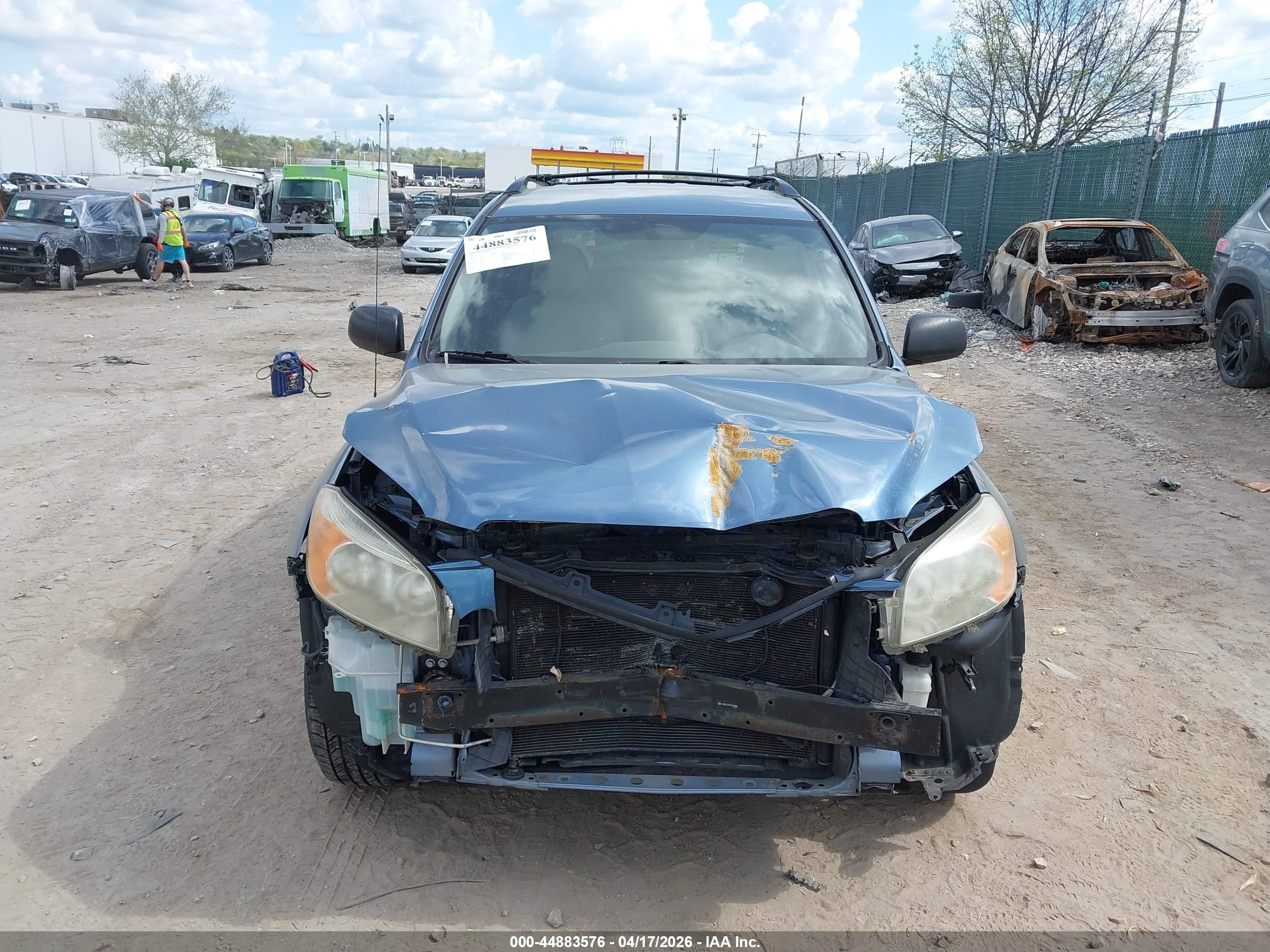 2007 Toyota Rav4   Blue vin: JTMBK33V975028386
