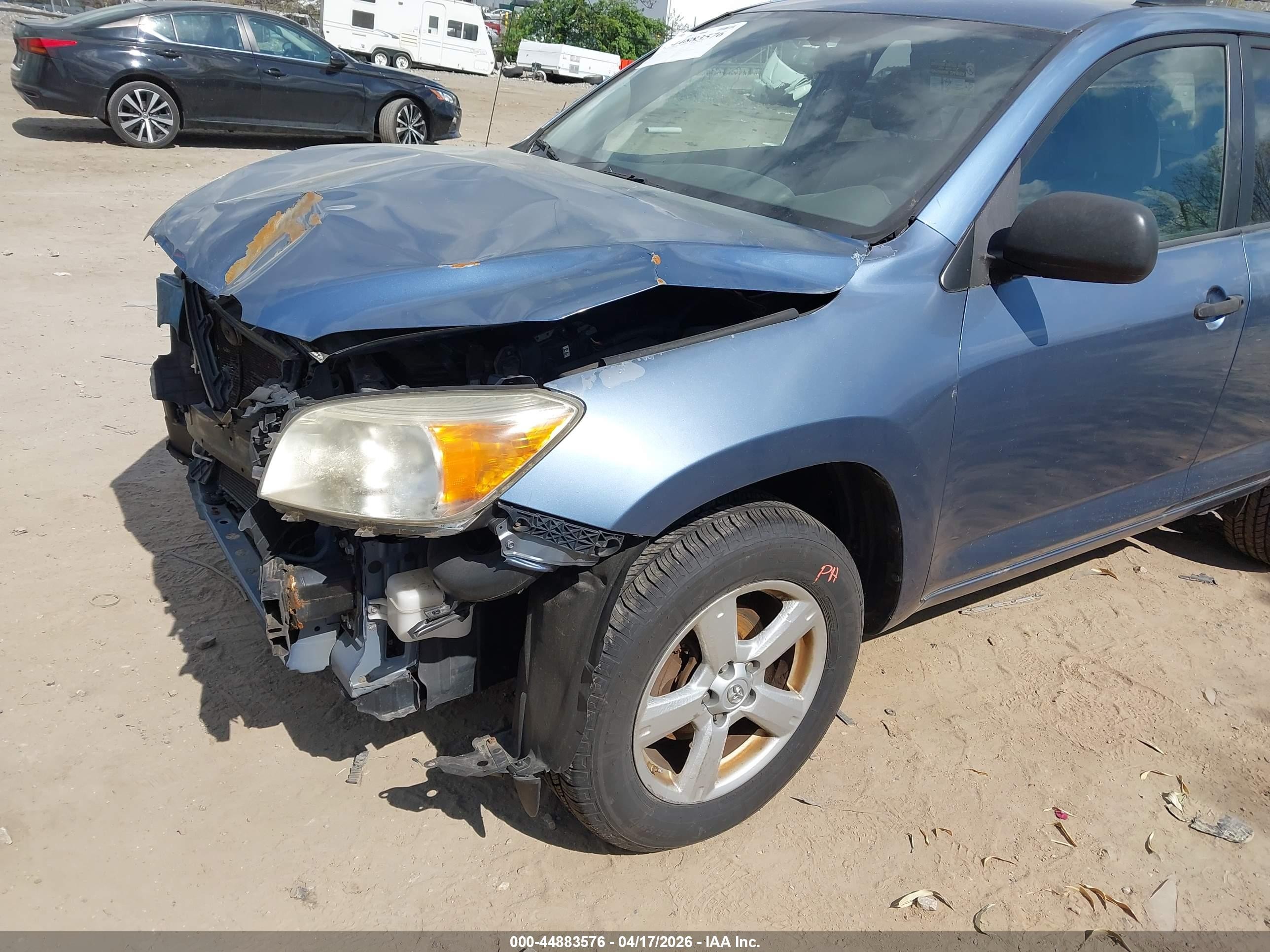 2007 Toyota Rav4   Blue vin: JTMBK33V975028386