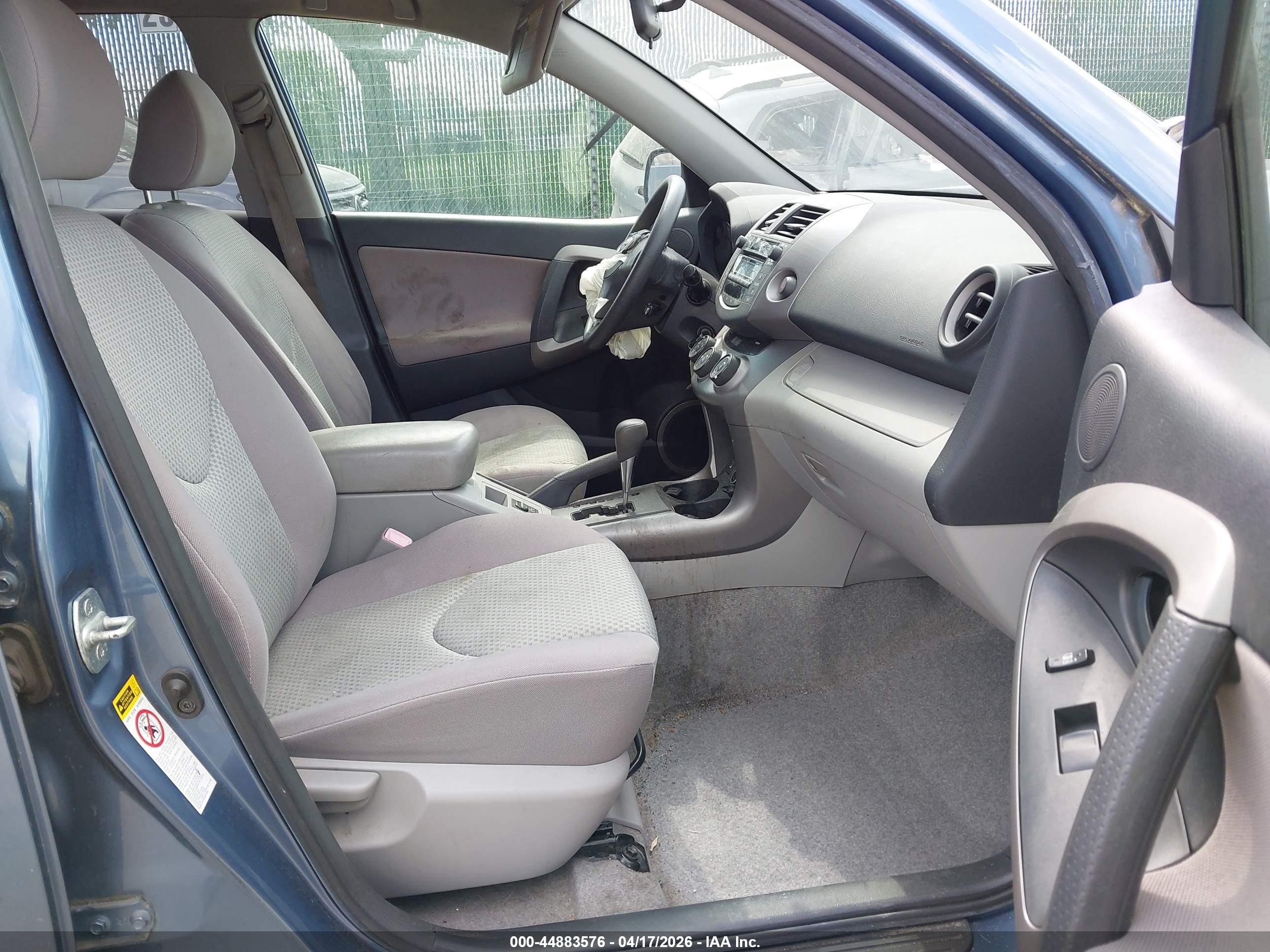 2007 Toyota Rav4   Blue vin: JTMBK33V975028386