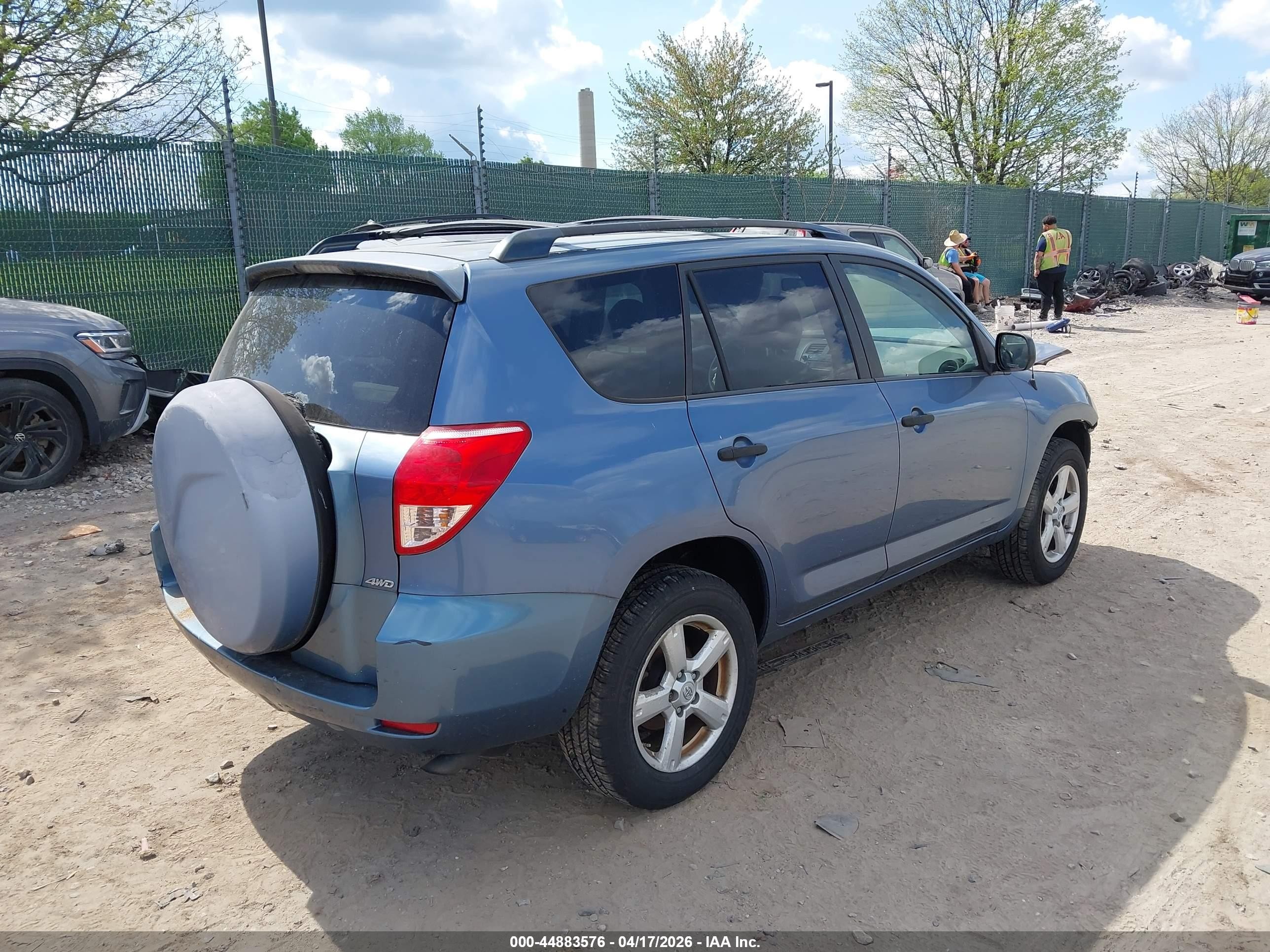 2007 Toyota Rav4   Blue vin: JTMBK33V975028386