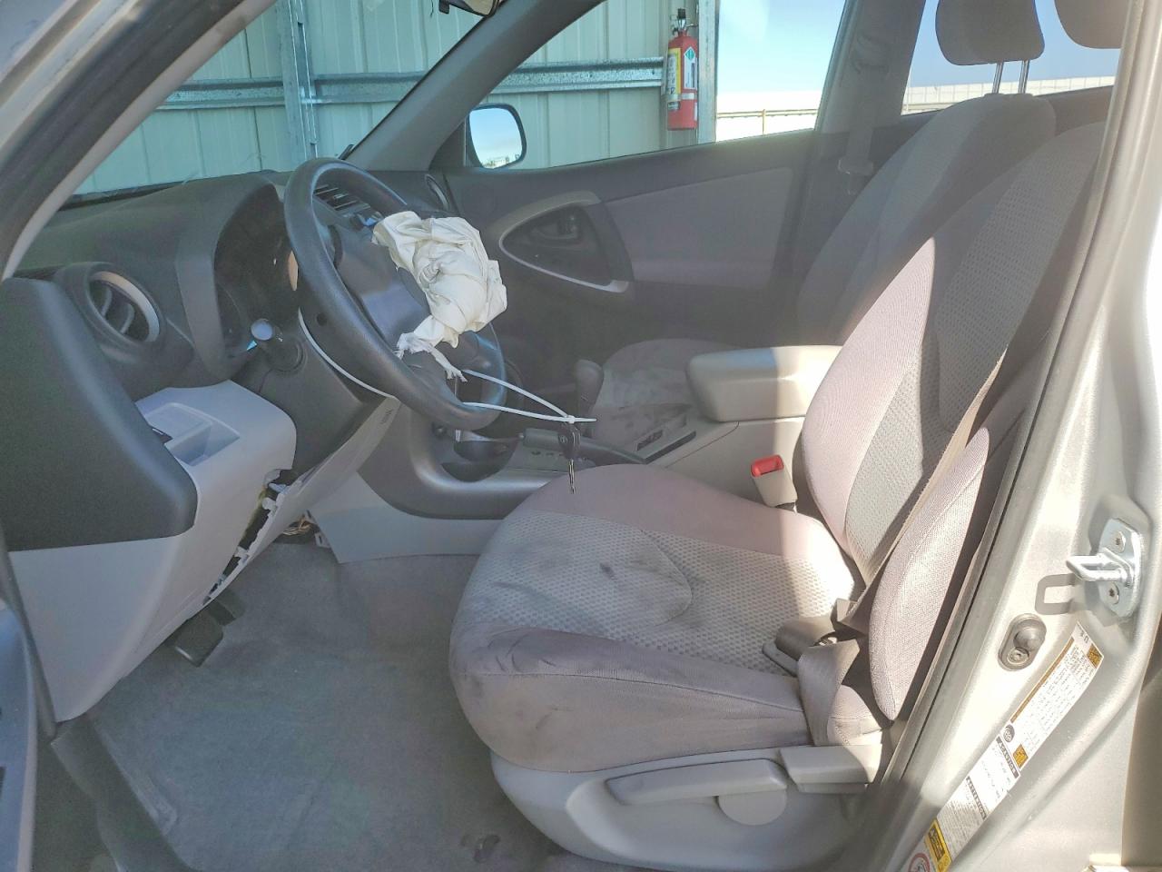 2007 Toyota Rav4 Base Silver vin: JTMBK33V975029862