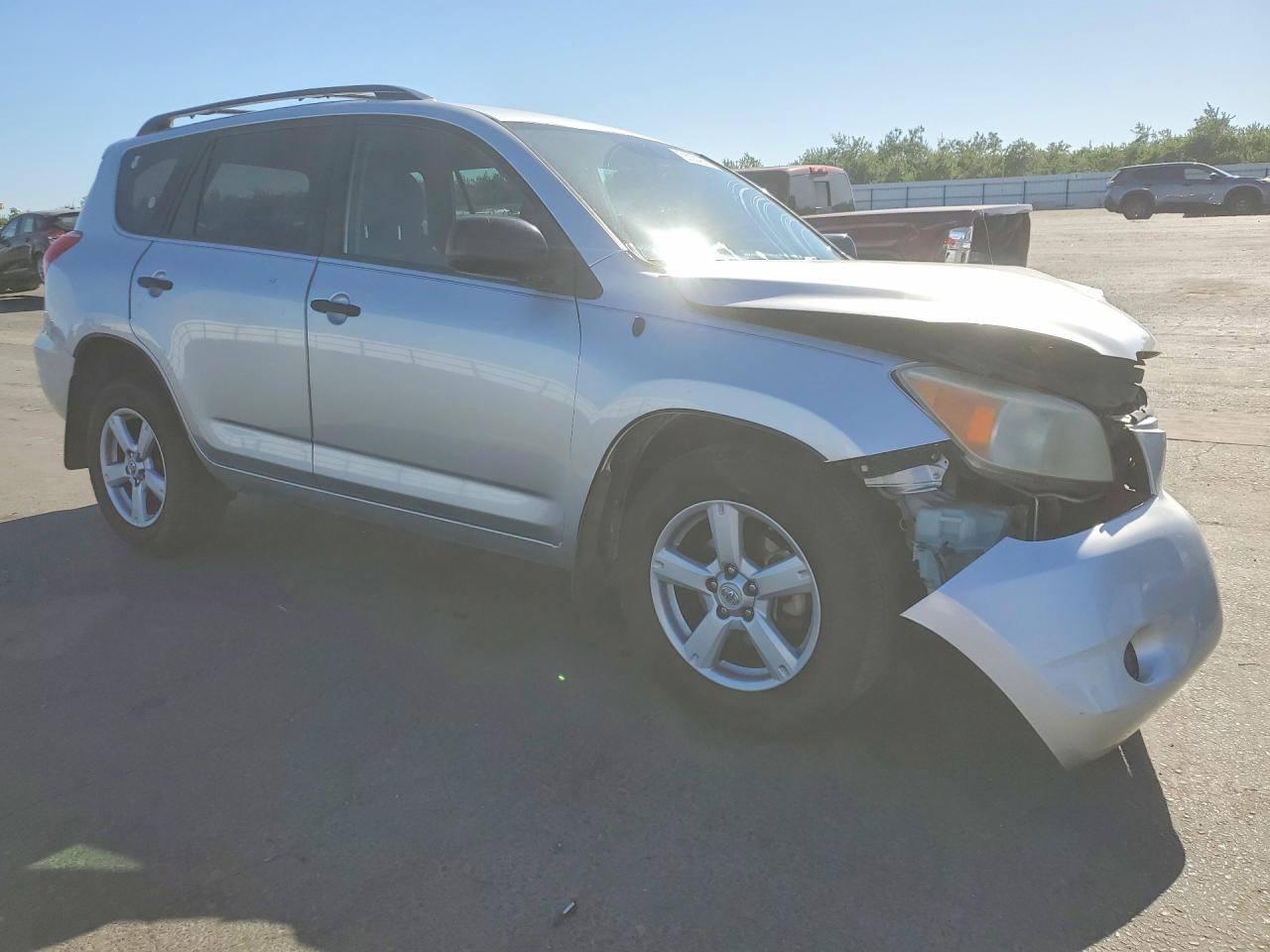 2007 Toyota Rav4 Base Silver vin: JTMBK33V975029862
