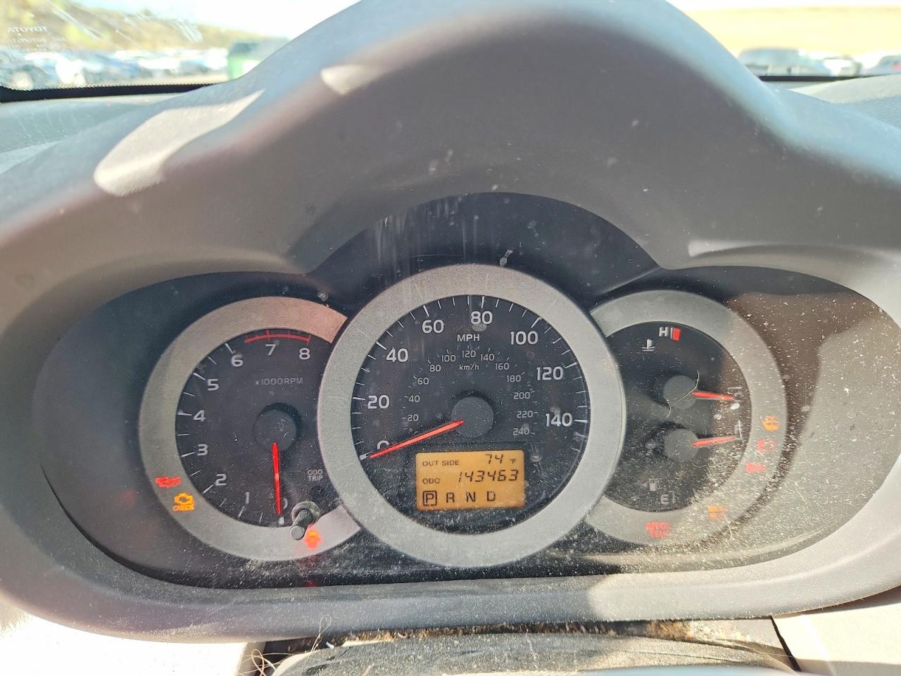 2008 Toyota Rav4 Base Красный vin: JTMBK33V985048641