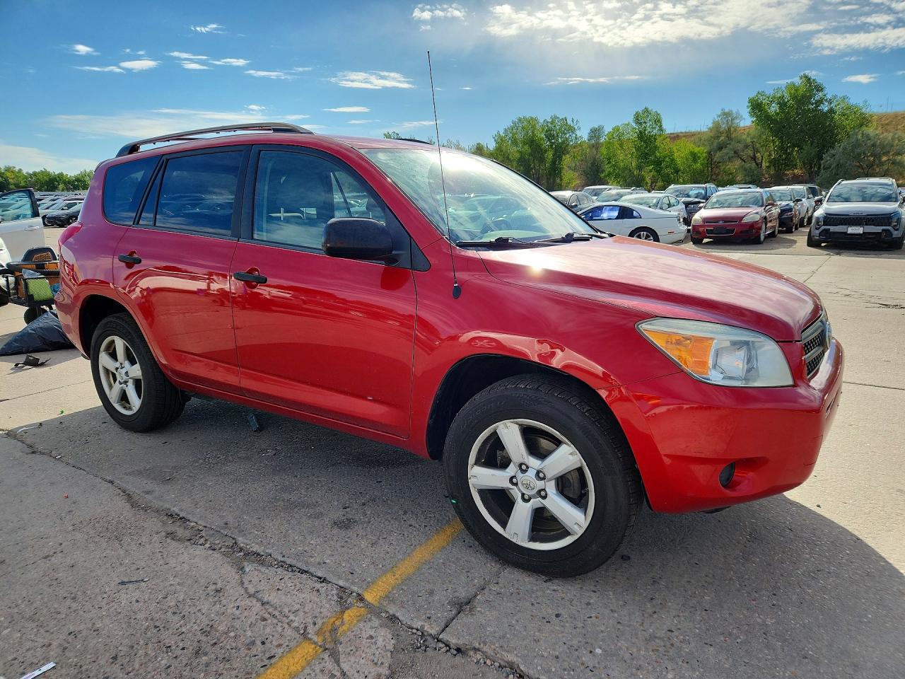 2008 Toyota Rav4 Base Красный vin: JTMBK33V985048641