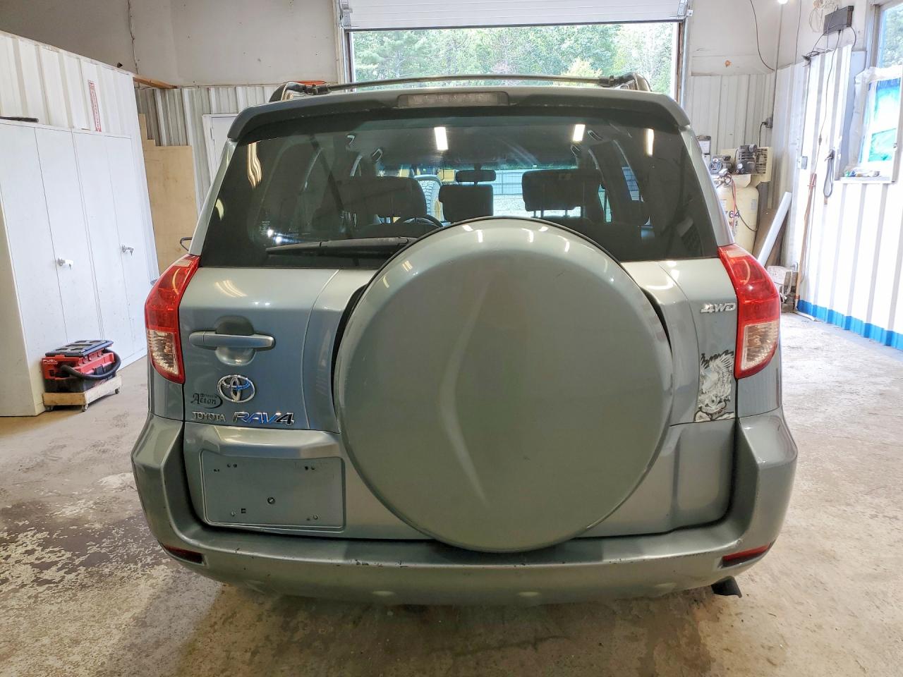 2008 Toyota Rav4 Base Green vin: JTMBK33V985049644