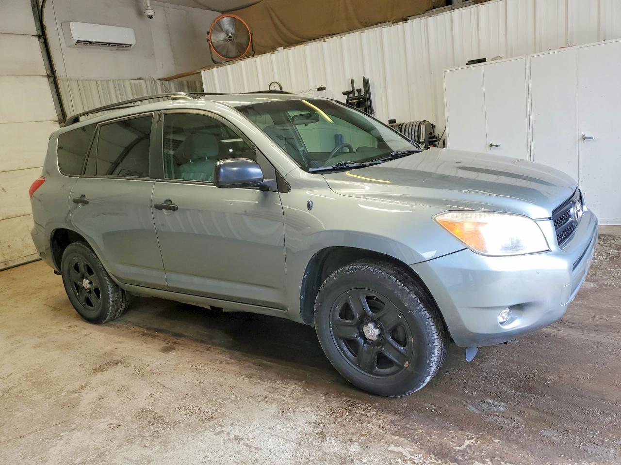 2008 Toyota Rav4 Base Green vin: JTMBK33V985049644