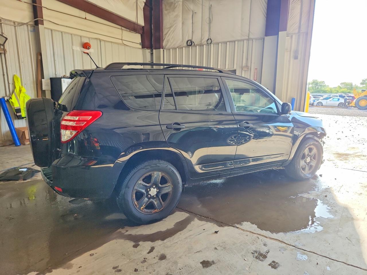 2009 Toyota Rav4 Base Black vin: JTMBK33V99D009653