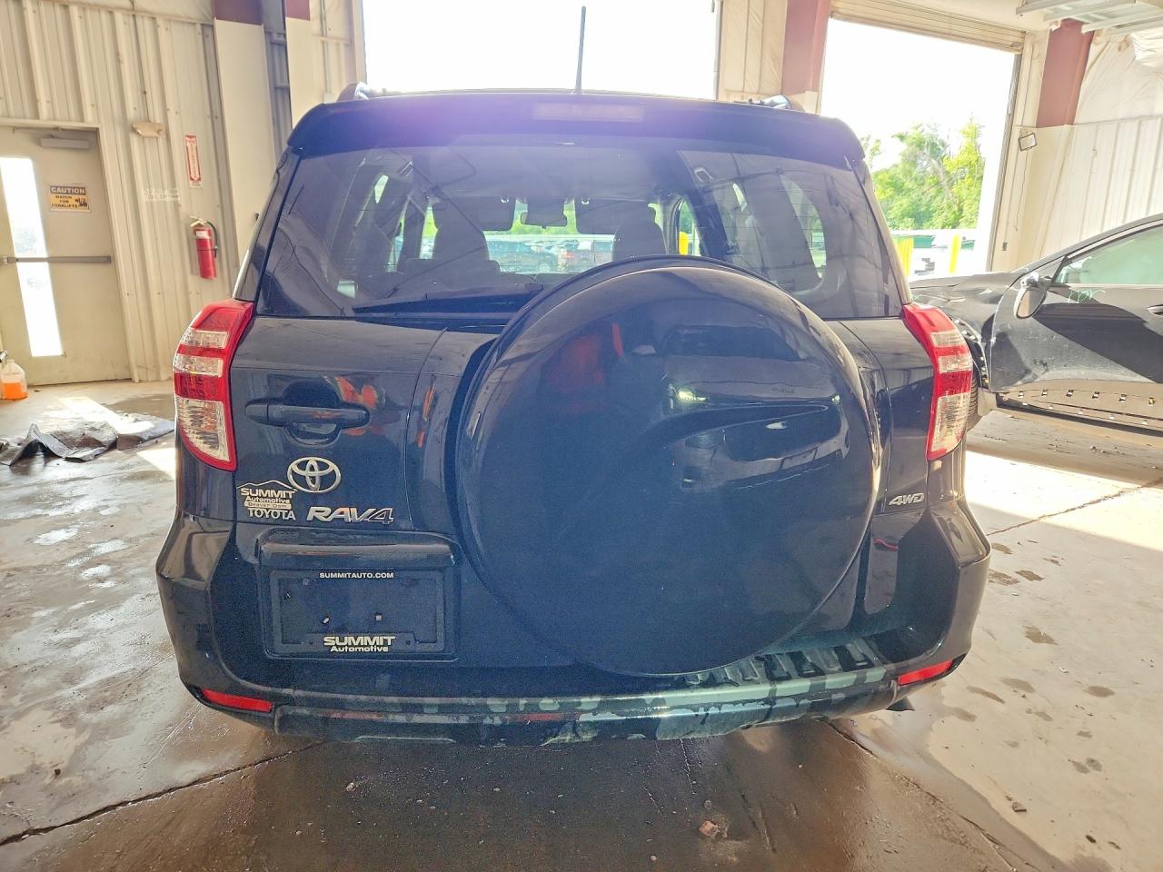 2009 Toyota Rav4 Base Black vin: JTMBK33V99D009653