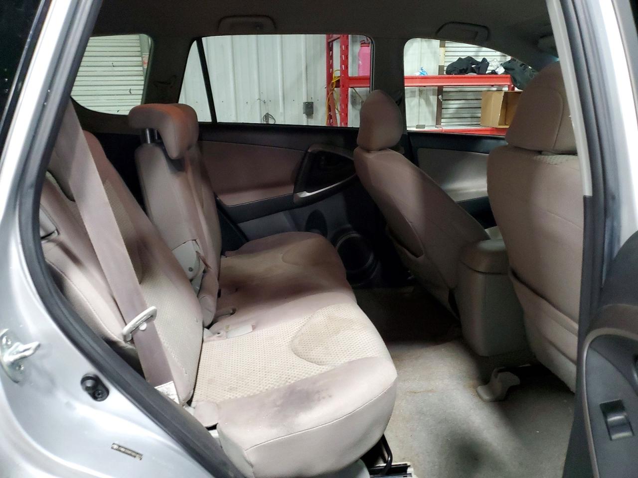 2007 Toyota Rav4 Silver vin: JTMBK33VX76016077