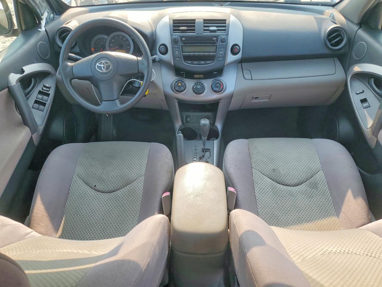 2008 Toyota Rav4 Base Серебряный vin: JTMBK33VX86043765