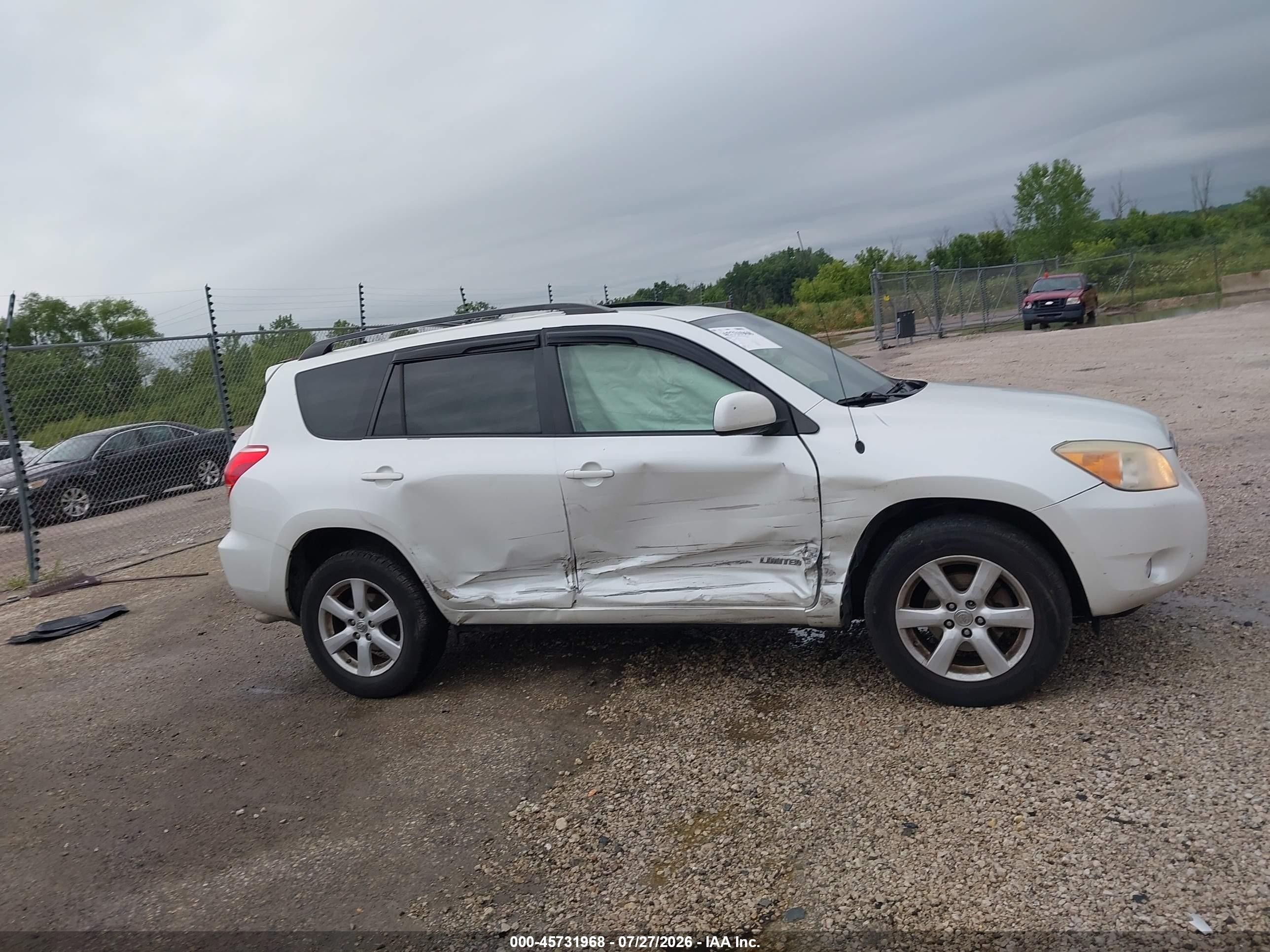 2008 Toyota Rav4 Ltd White vin: JTMBK34V185056246