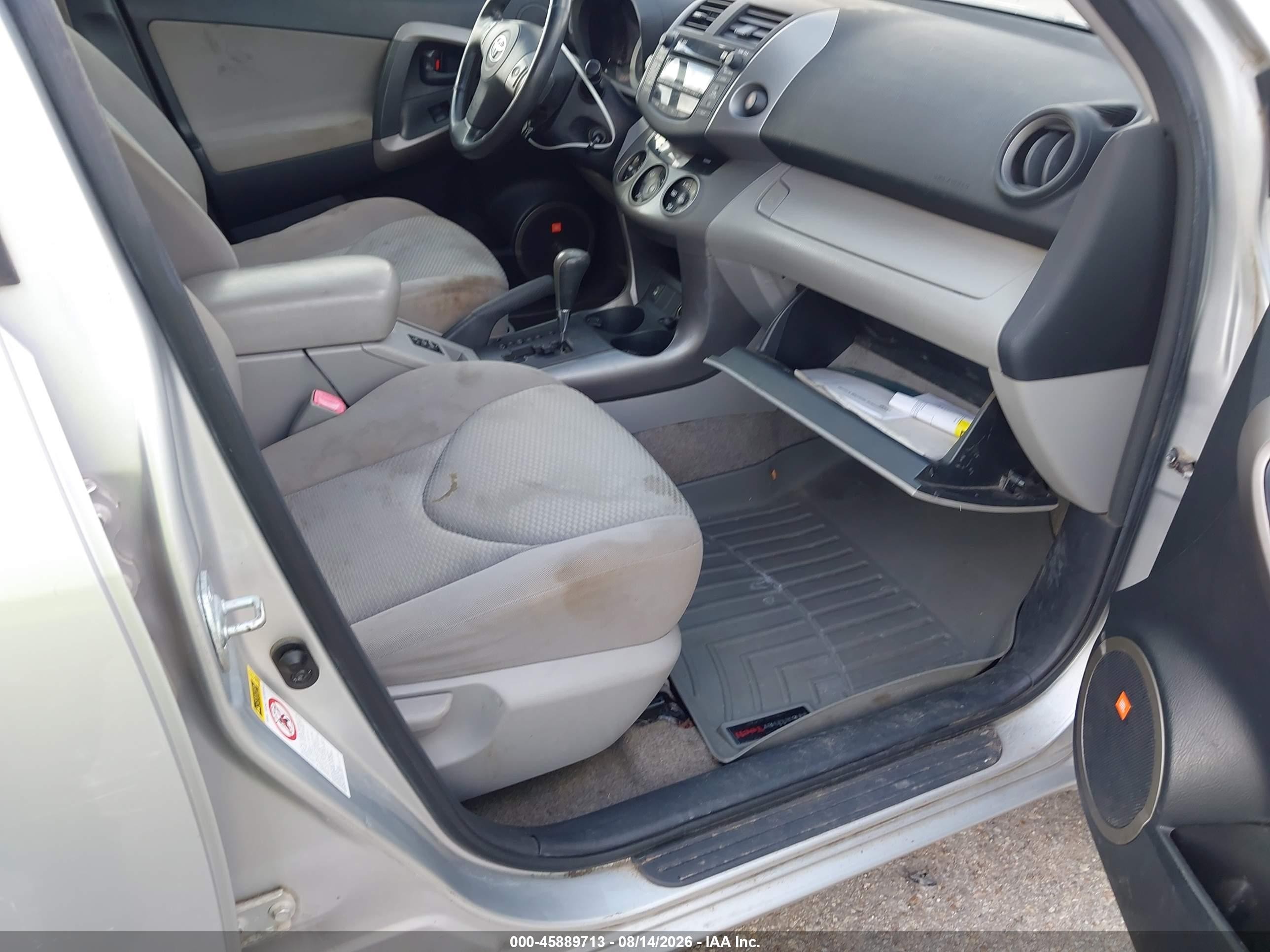 2008 Toyota Rav4 Ltd Silver vin: JTMBK34V485050859
