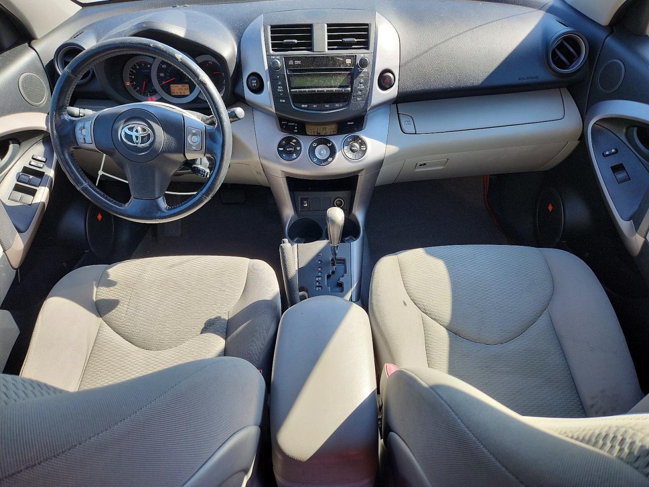 2008 Toyota Rav4 Limited Серебряный vin: JTMBK34V785055148