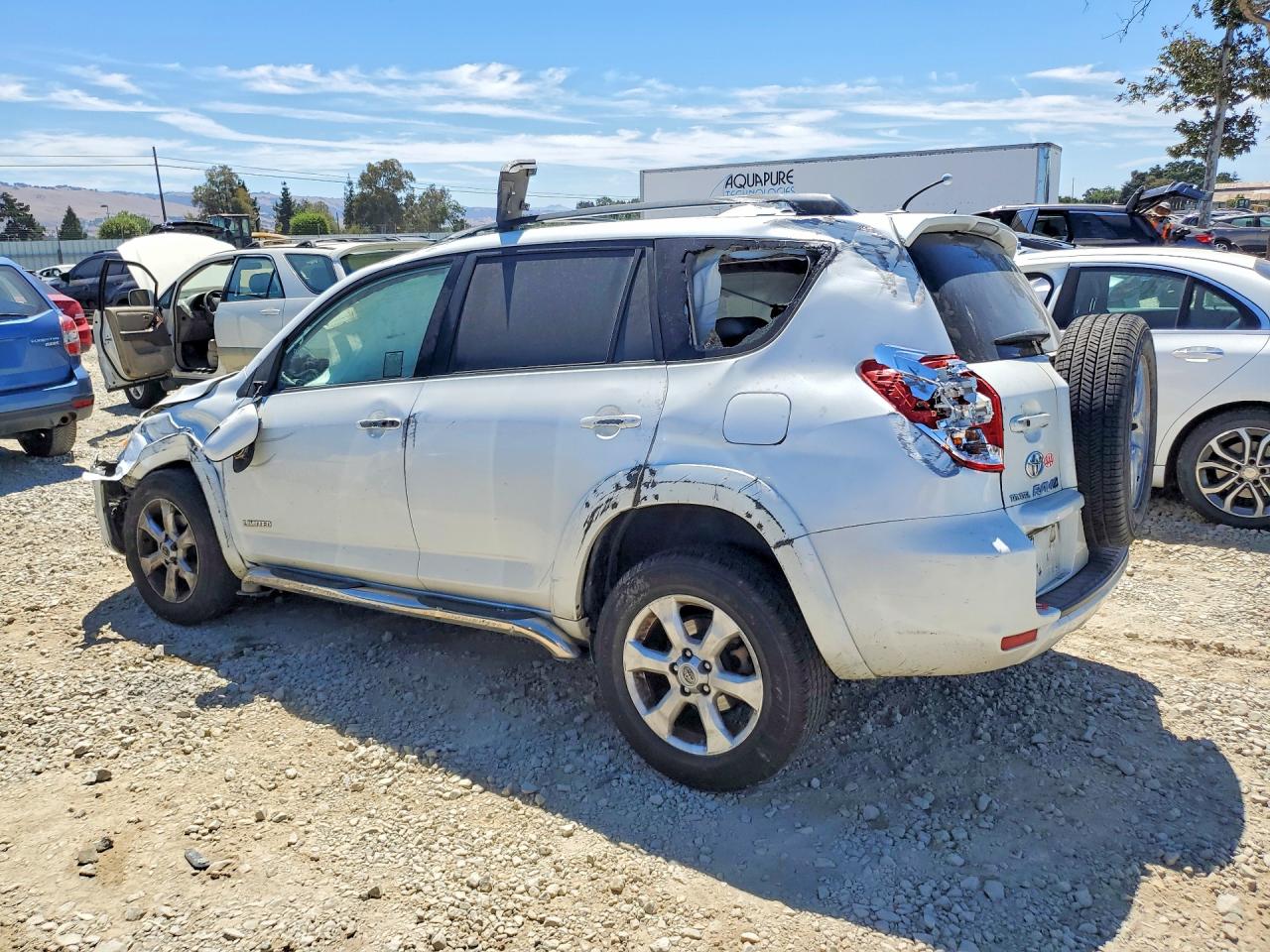 2009 Toyota Rav4 Limited White vin: JTMBK34V795071593