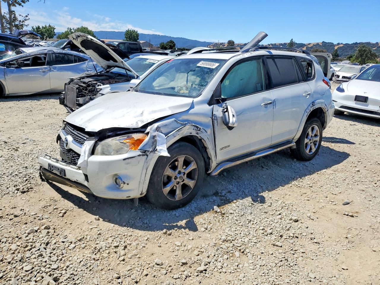 2009 Toyota Rav4 Limited White vin: JTMBK34V795071593