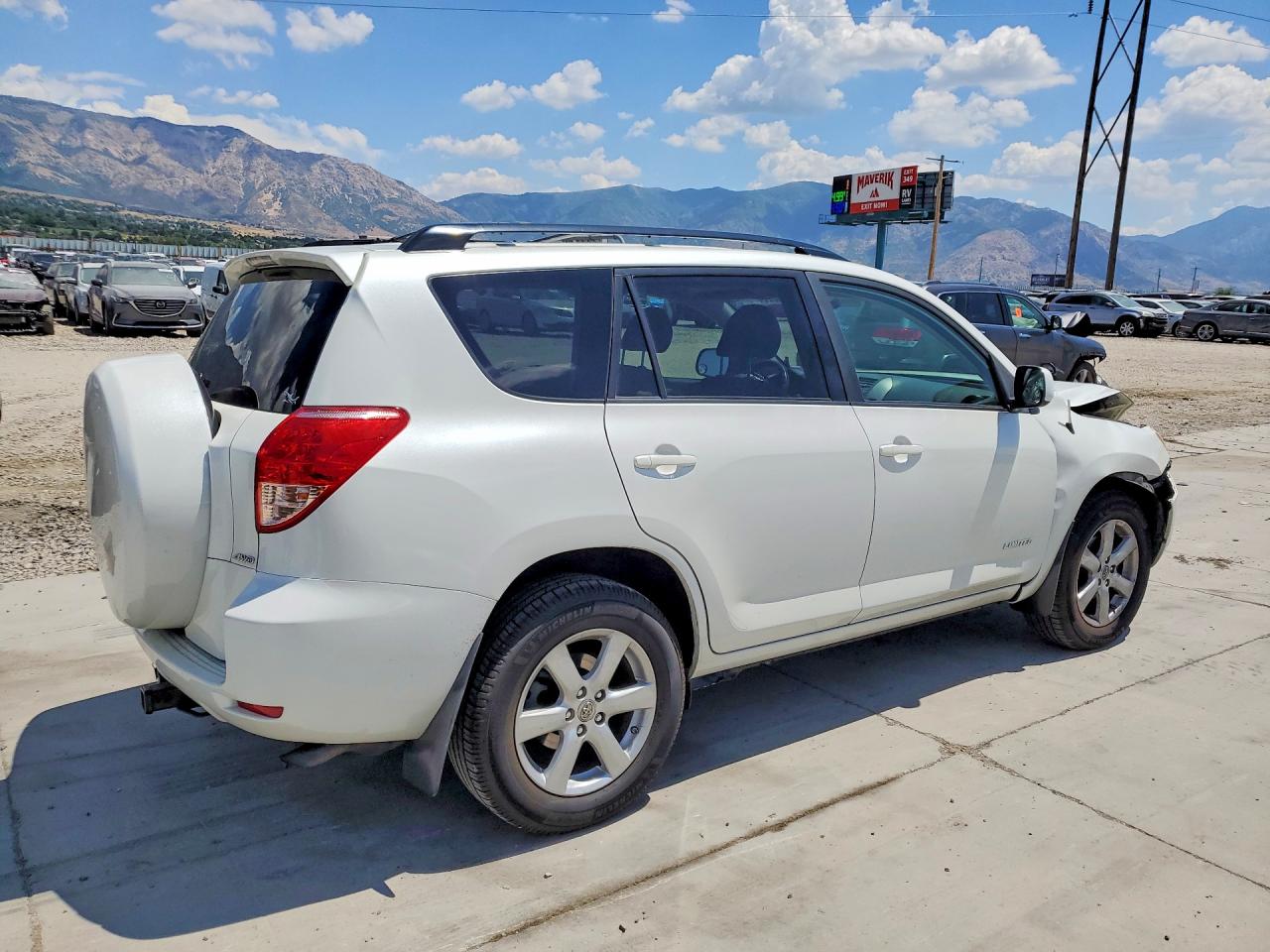 2008 Toyota Rav4 Limited White vin: JTMBK34VX85048551