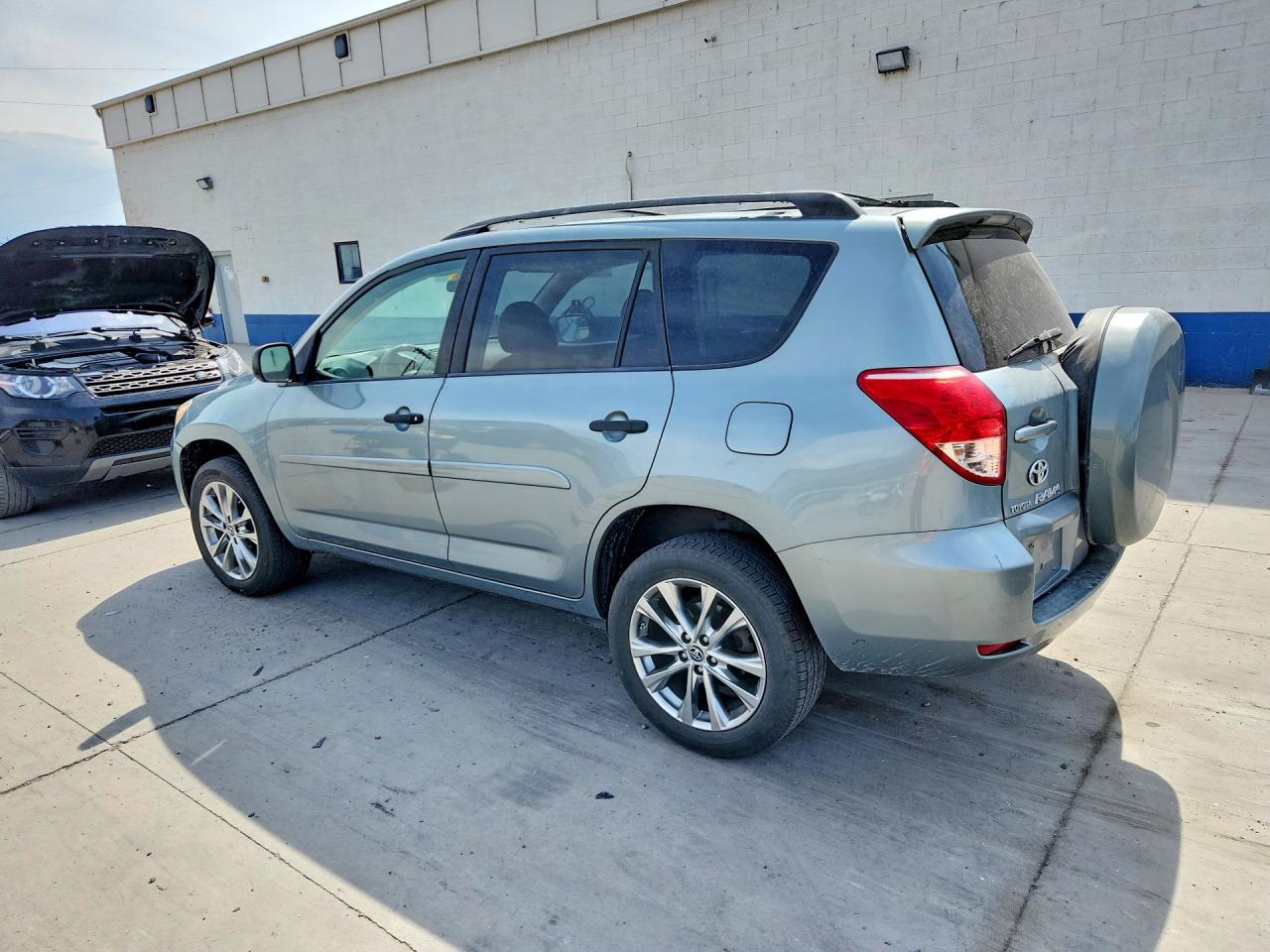 2007 Toyota Rav4 Base Зеленый vin: JTMBK35V075025356