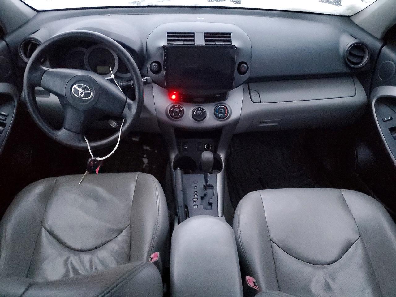 2008 Toyota Rav4 Silver vin: JTMBK35V085055734