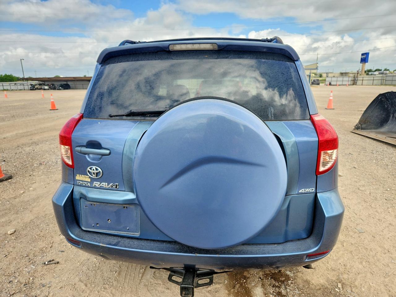 2008 Toyota Rav4 Base Синий vin: JTMBK35V085063834