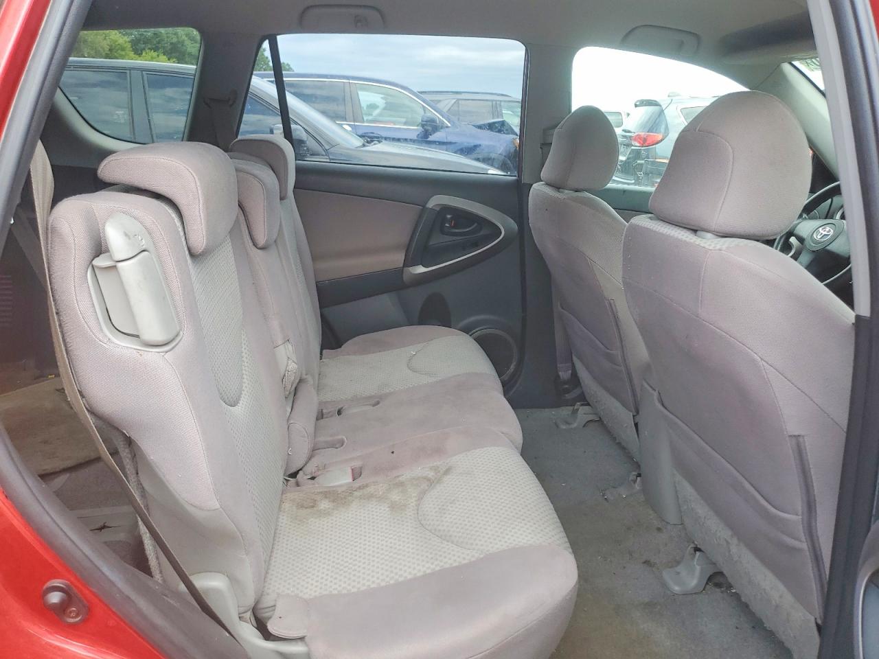2006 Toyota Rav4 Base Красный vin: JTMBK35V165006765