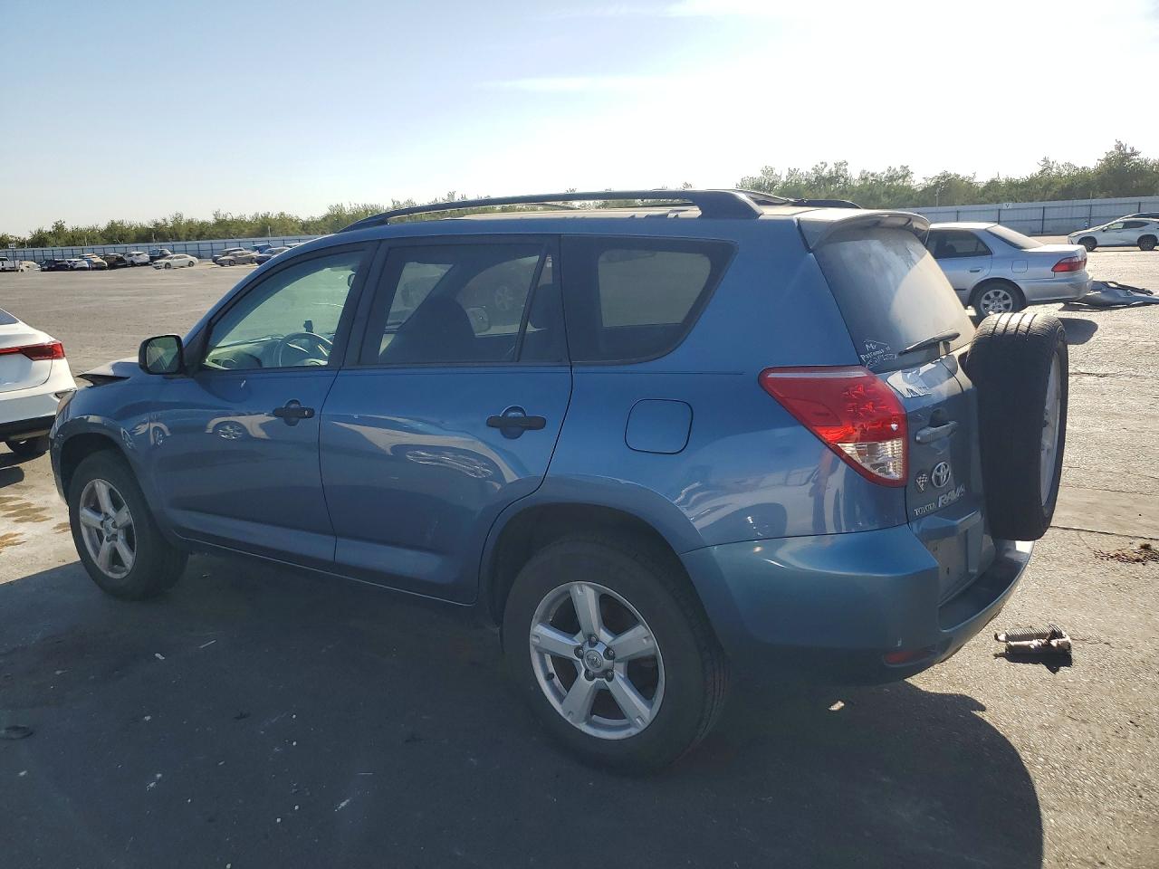 2008 Toyota Rav4 Base Blue vin: JTMBK35V185050865
