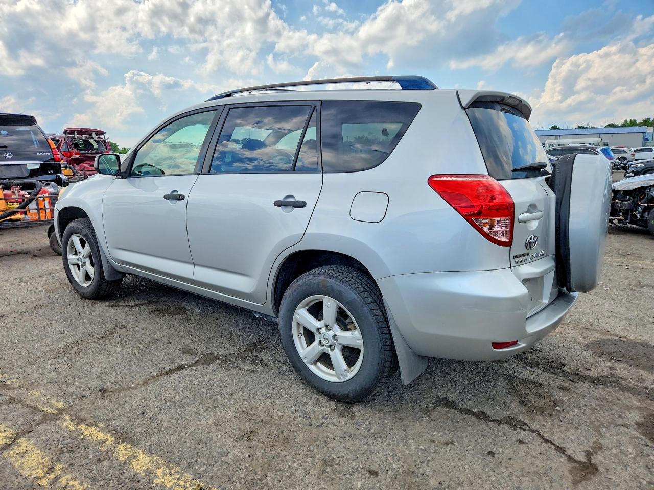 2007 Toyota Rav4 Base Silver vin: JTMBK35V275026881