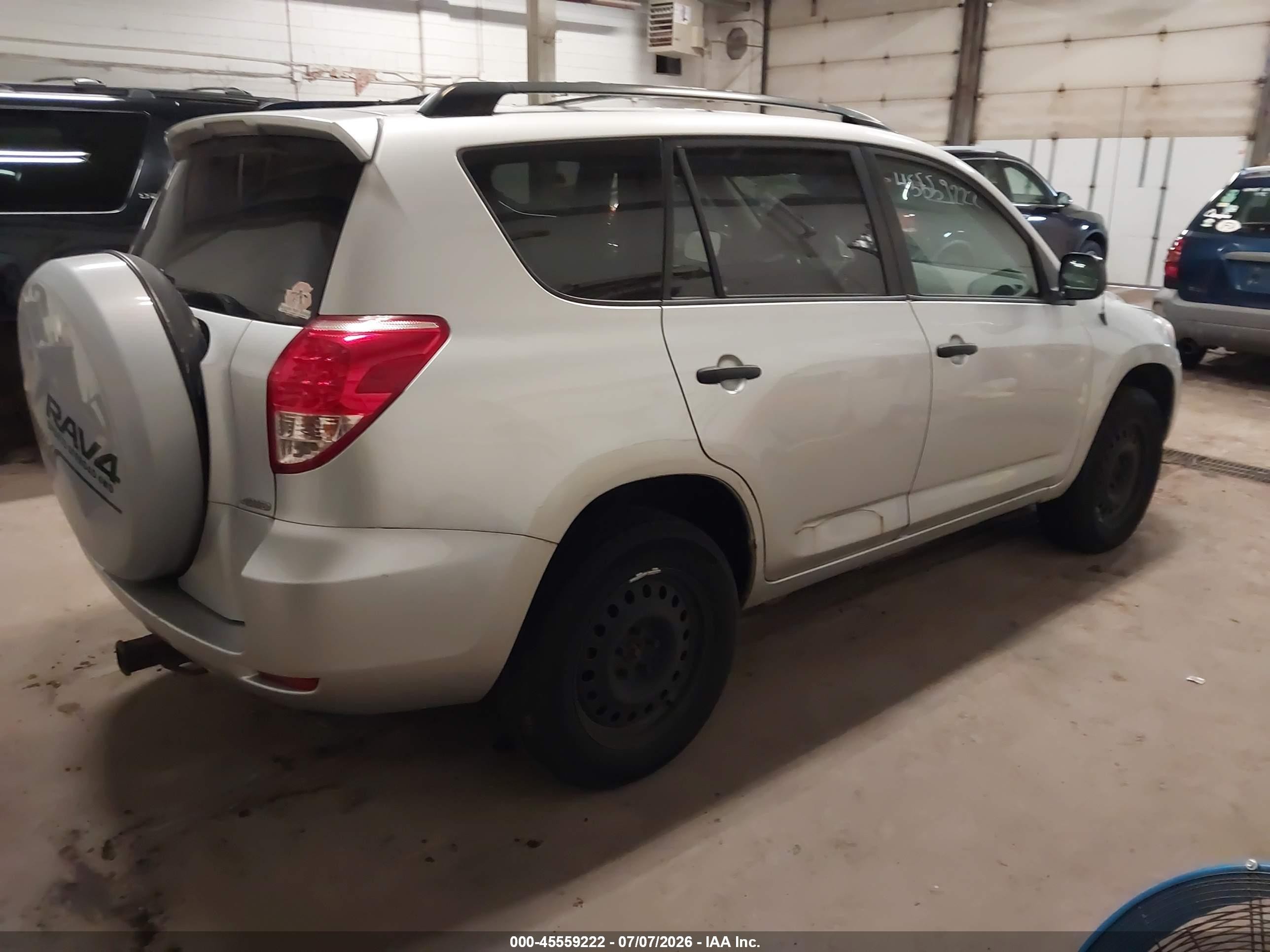2006 Toyota Rav4 Base V6 Silver vin: JTMBK35V365011532