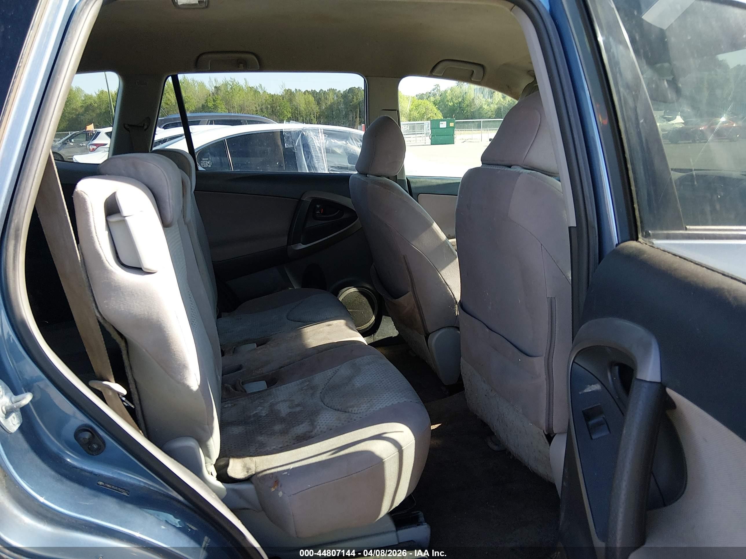 2007 Toyota Rav4 Base V6 Light Blue vin: JTMBK35V575025711