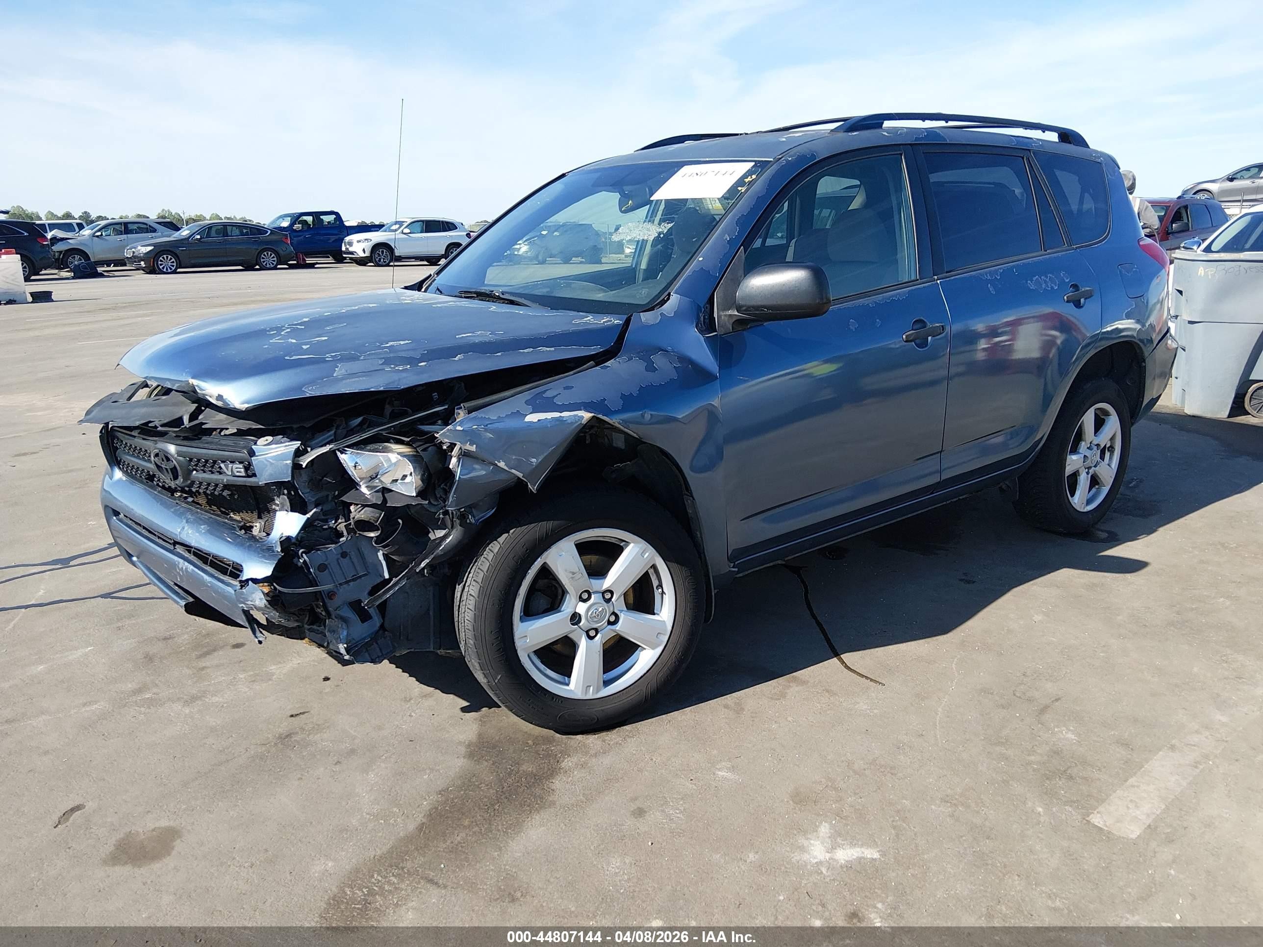 2007 Toyota Rav4 Base V6 Light Blue vin: JTMBK35V575025711