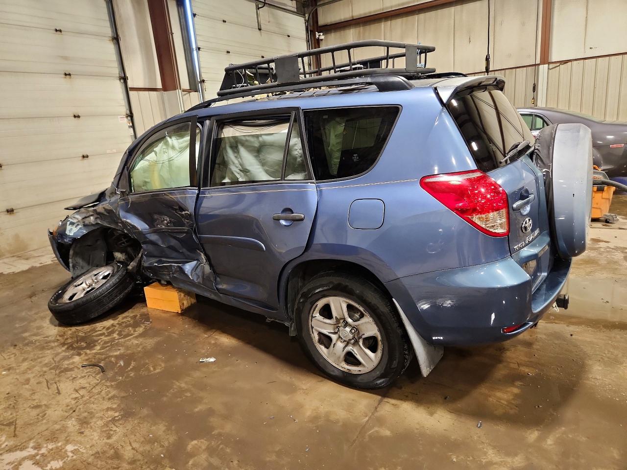 2007 Toyota Rav4 Base Blue vin: JTMBK35V575030925