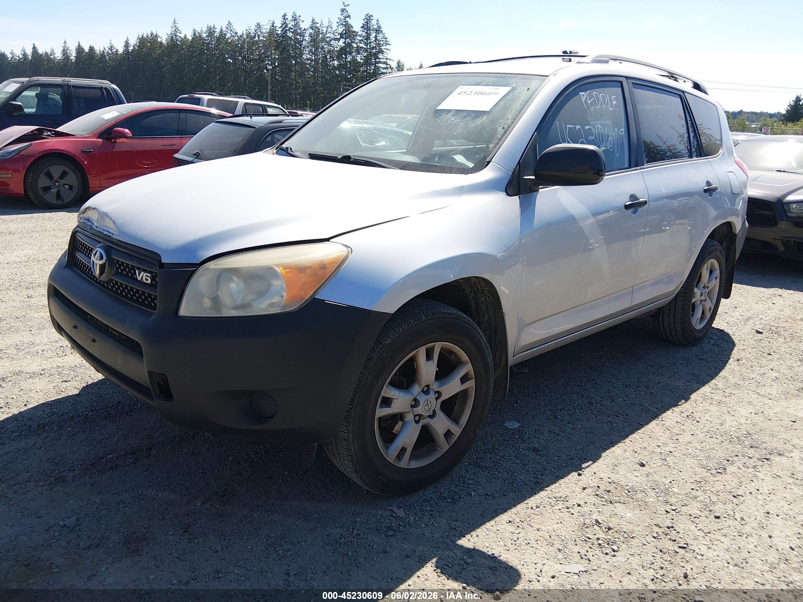 2008 Toyota Rav4 Base V6 Silver vin: JTMBK35V685052644