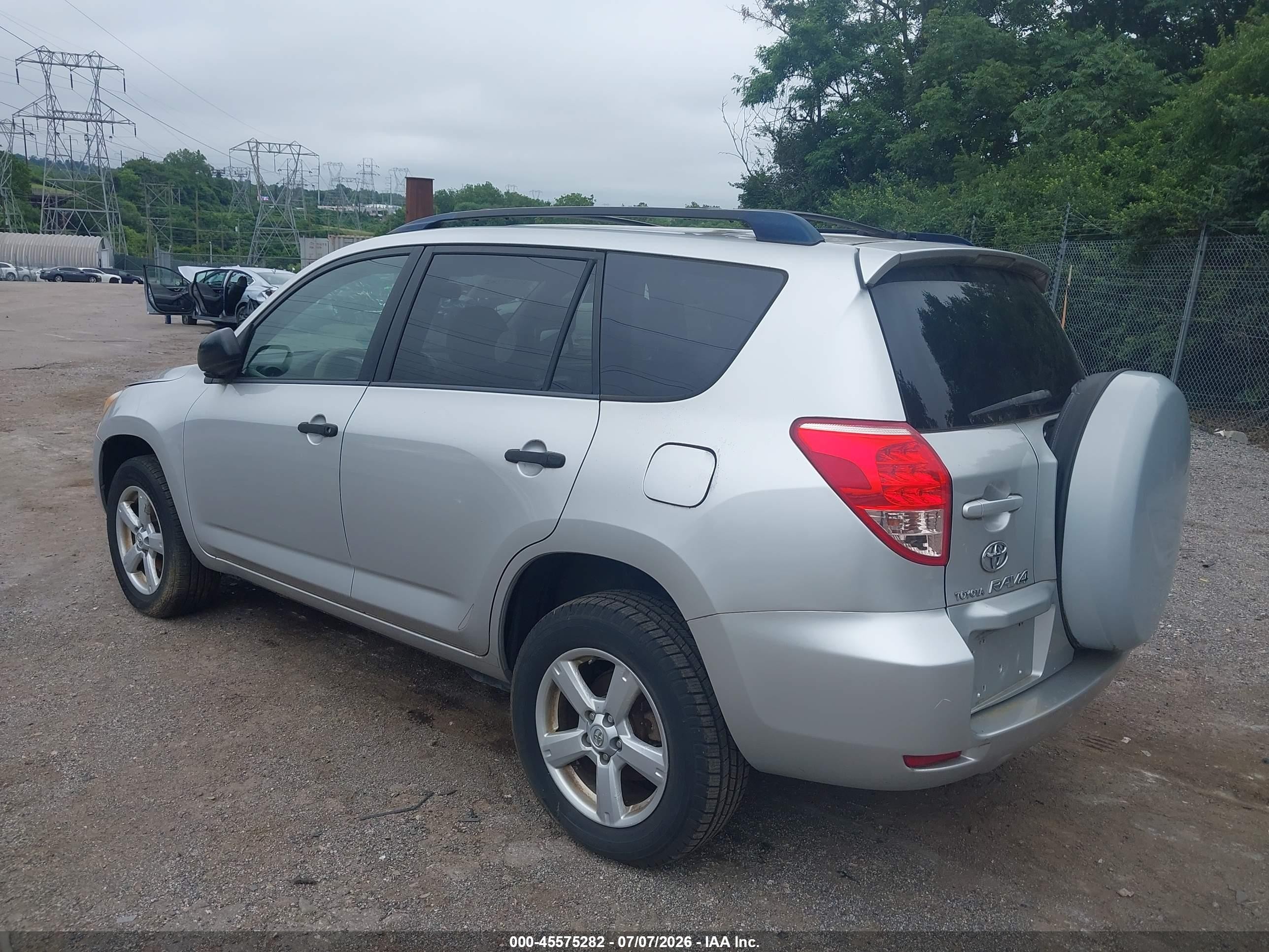 2007 Toyota Rav4 Base V6 (a5) Silver vin: JTMBK35V775018937