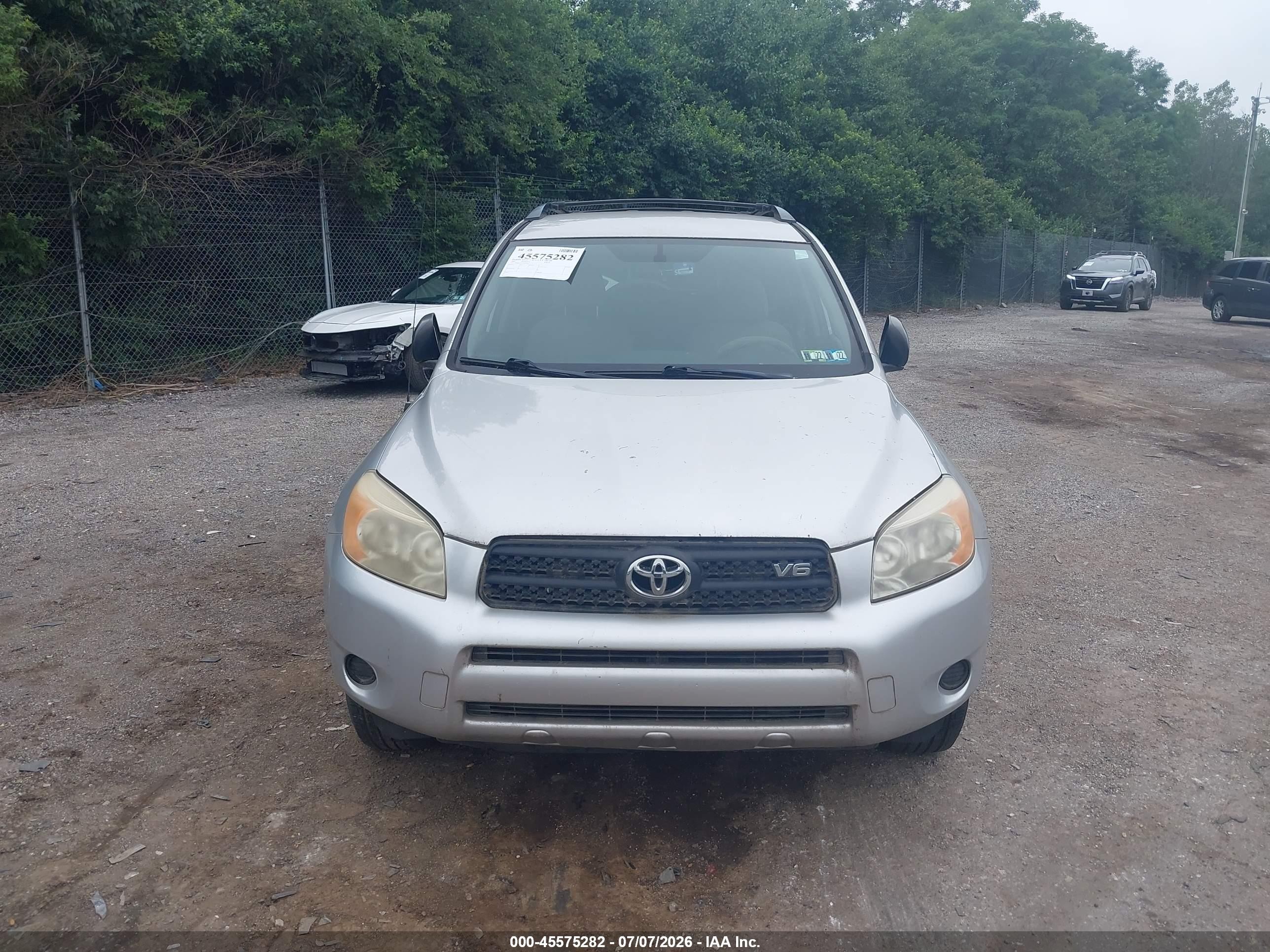2007 Toyota Rav4 Base V6 (a5) Silver vin: JTMBK35V775018937