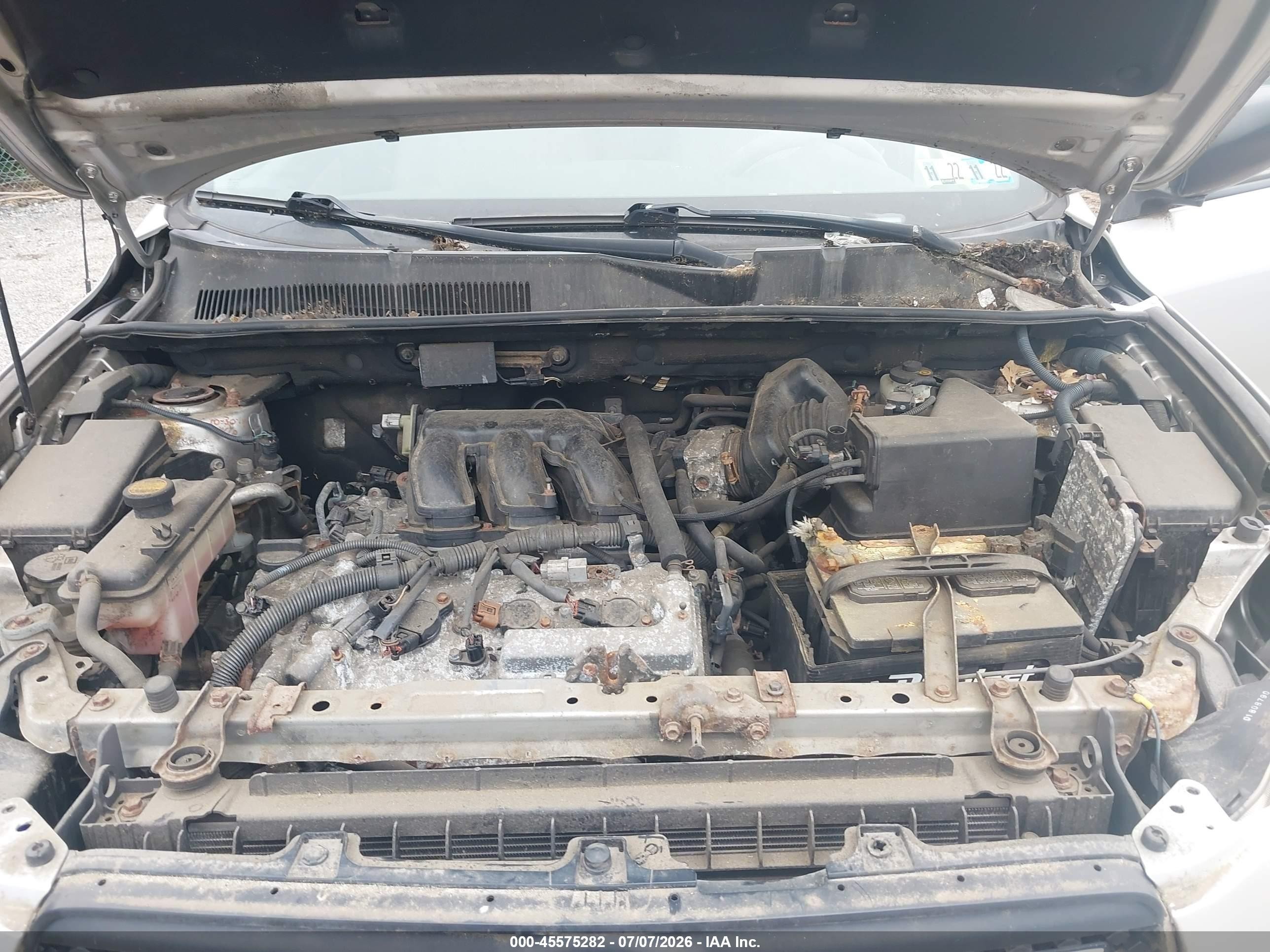 2007 Toyota Rav4 Base V6 (a5) Silver vin: JTMBK35V775018937