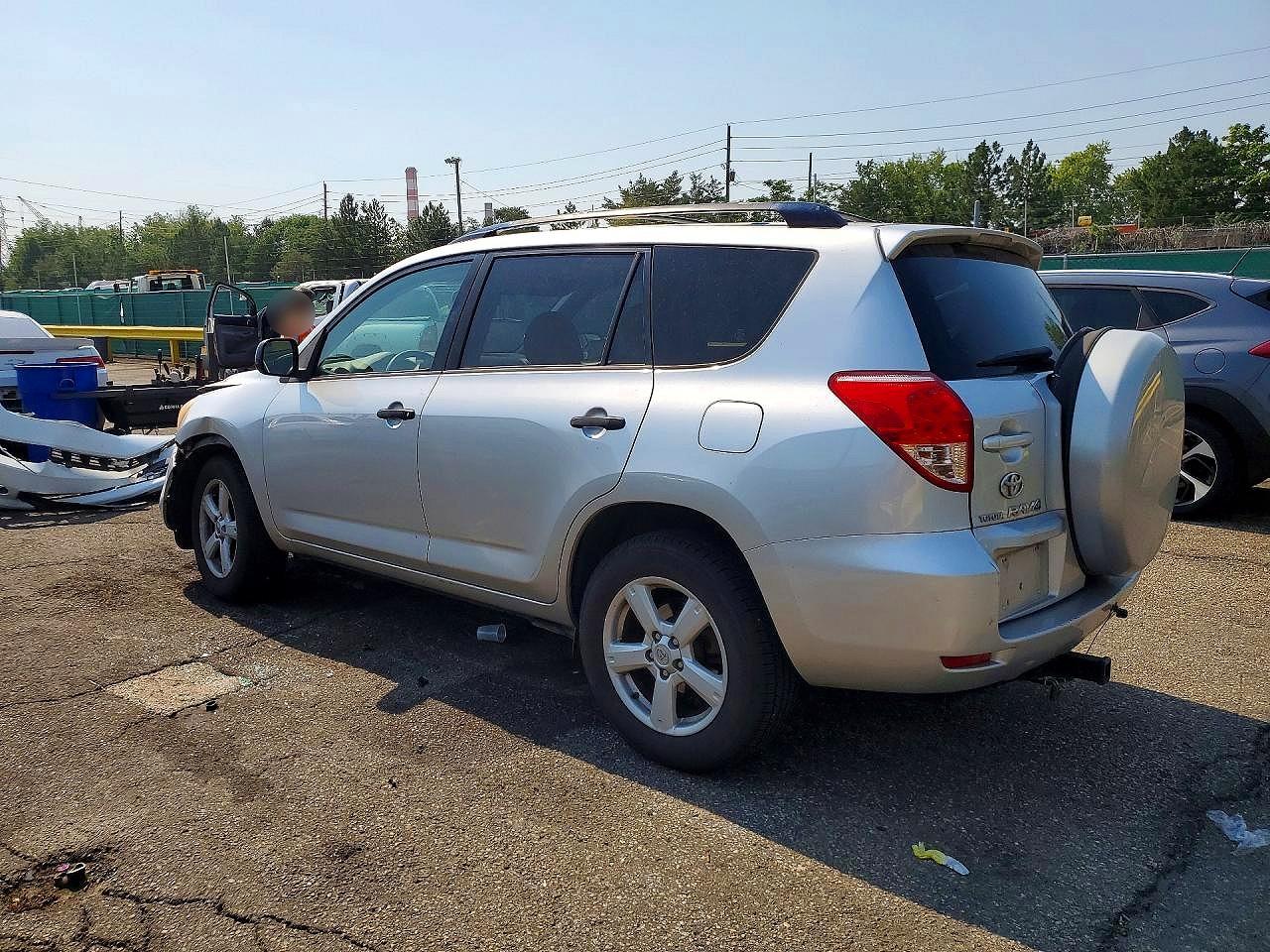 2008 Toyota Rav4 Base Silver vin: JTMBK35V885068795