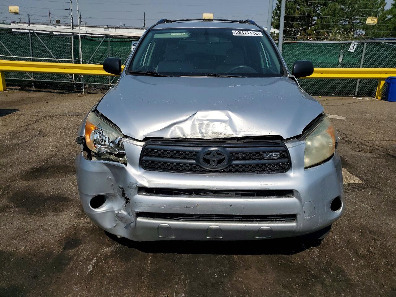 2008 Toyota Rav4 Base Silver vin: JTMBK35V885068795