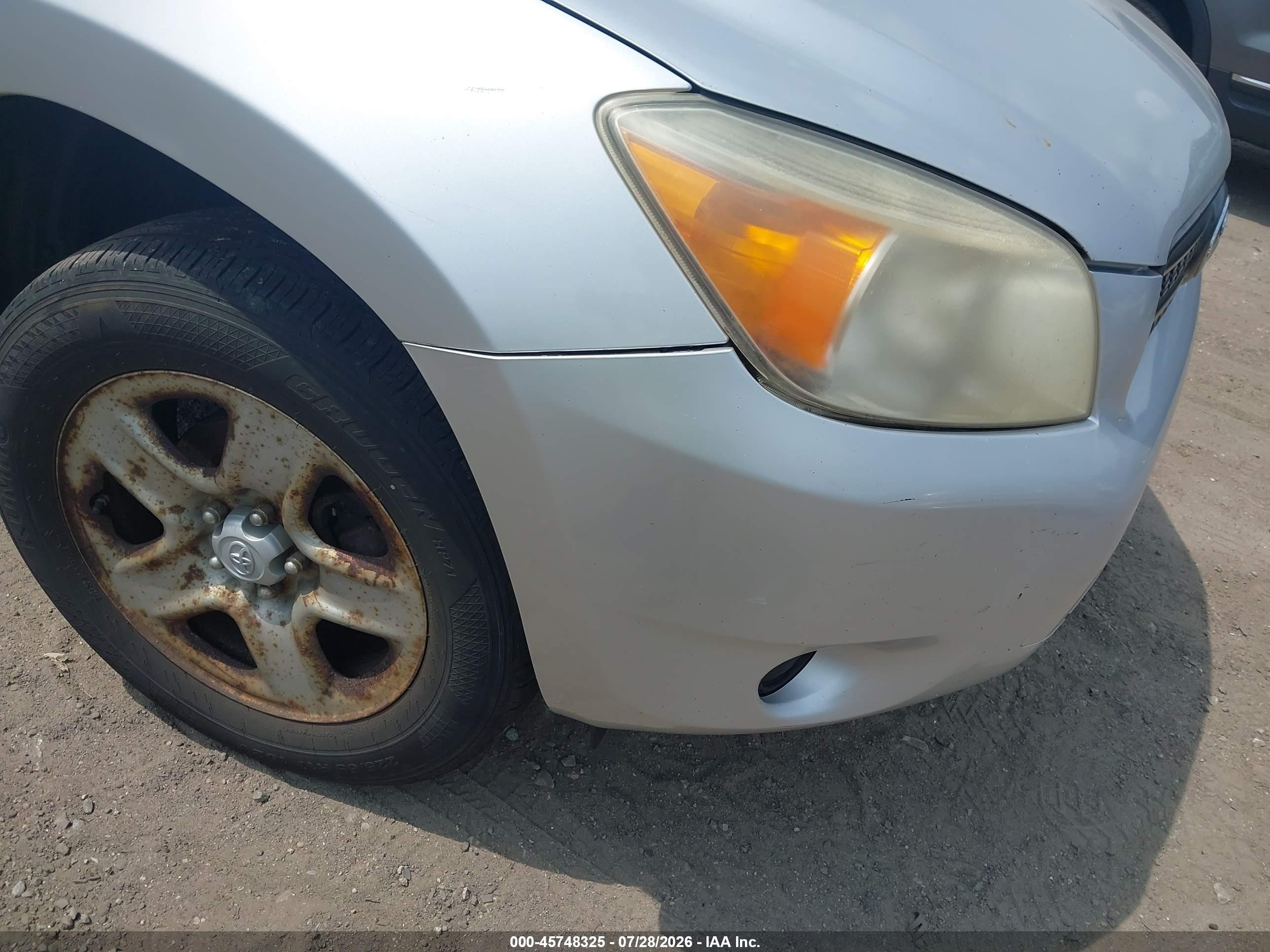 2008 Toyota Rav4 Base V6 Silver vin: JTMBK35V985057725